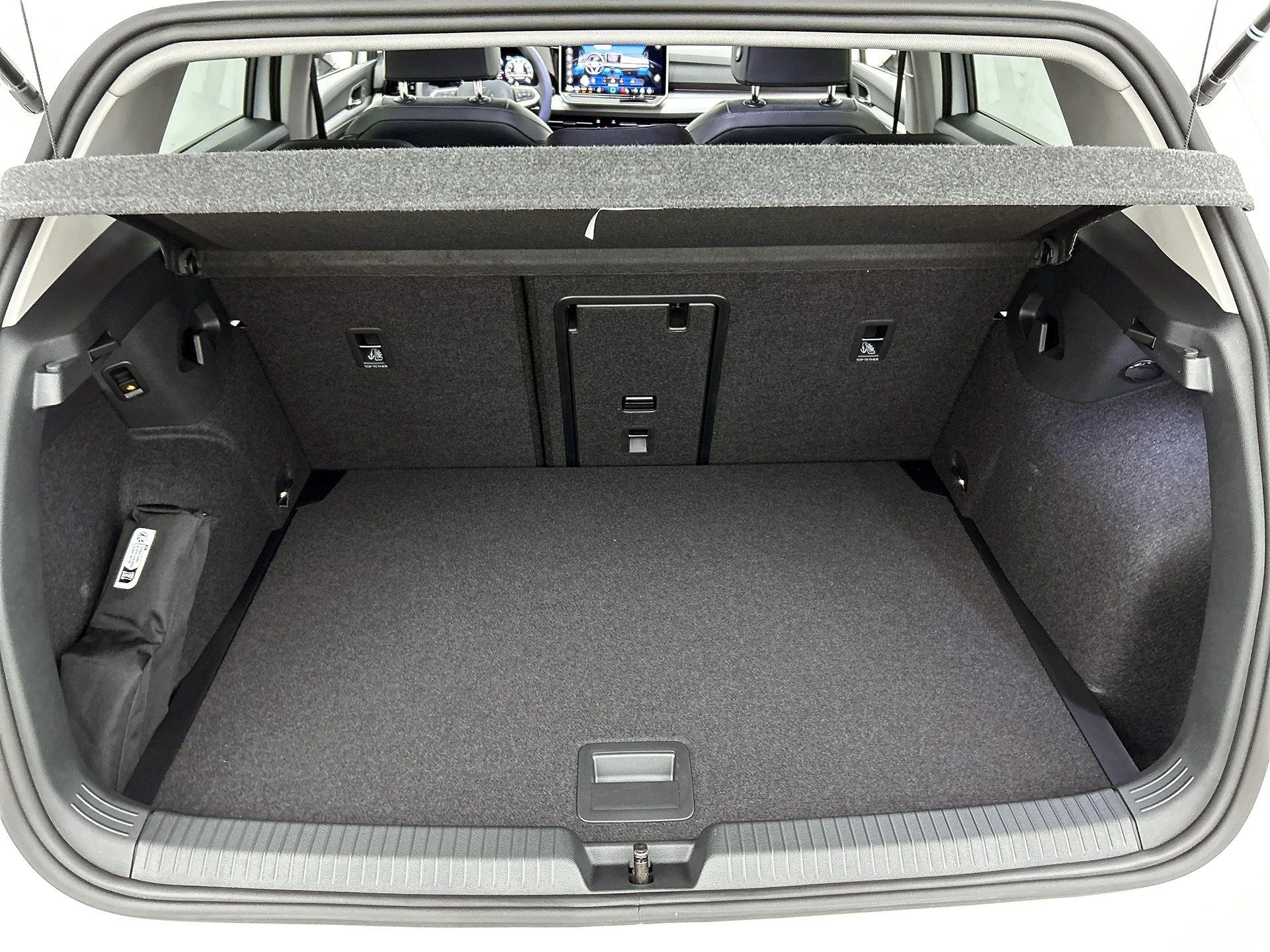 Volkswagen-Golf-image-30