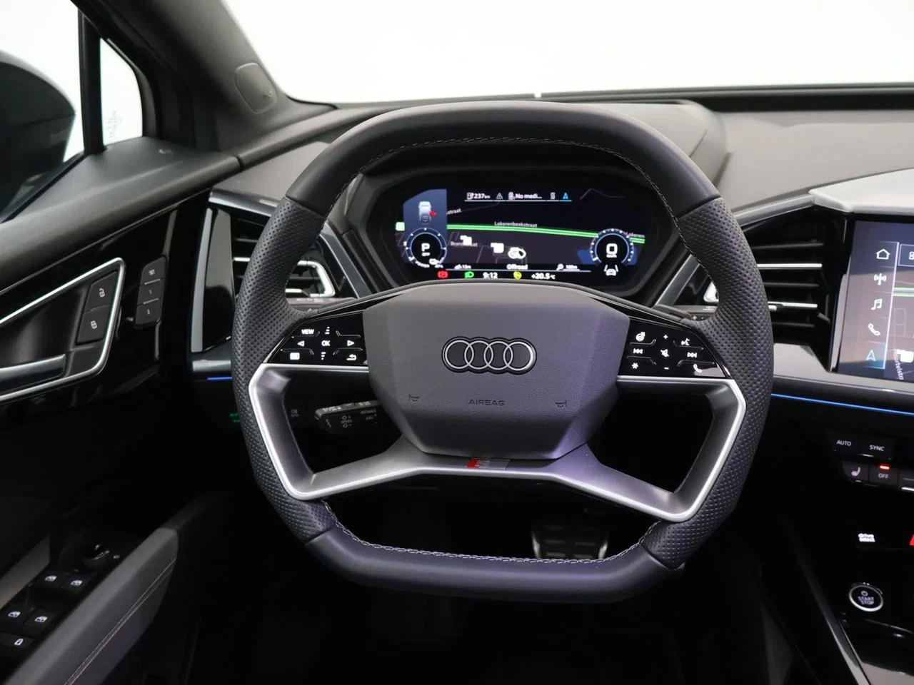 Audi-Q4 Sportback e-tron-image-13