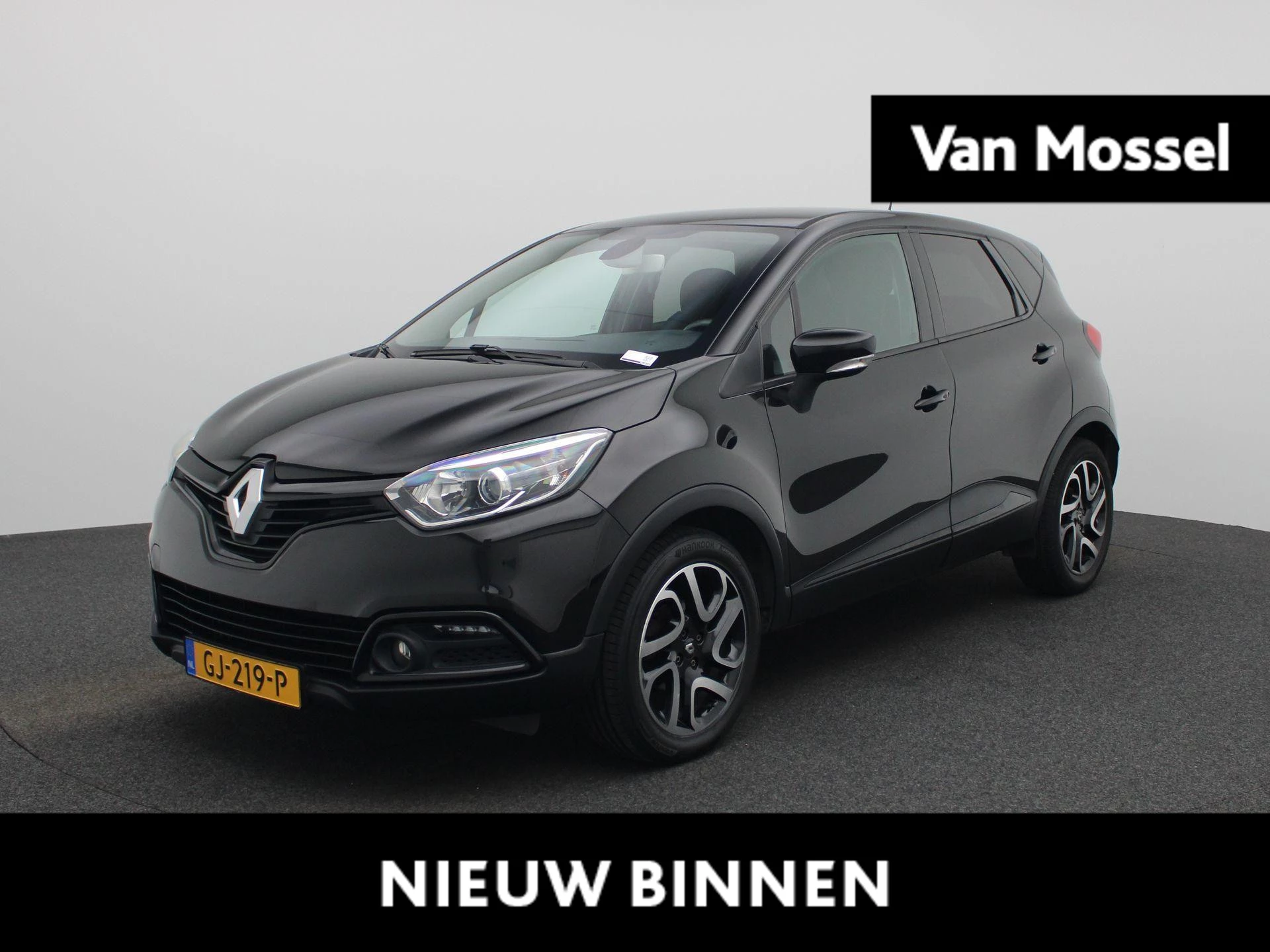 Renault-Captur-image-0