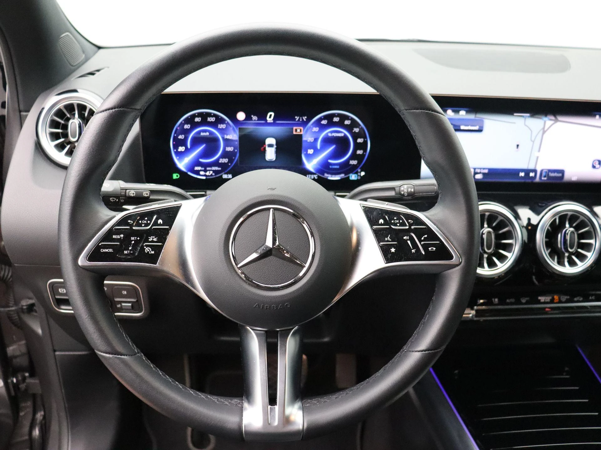 Mercedes-Benz EQA 250+ Business Line