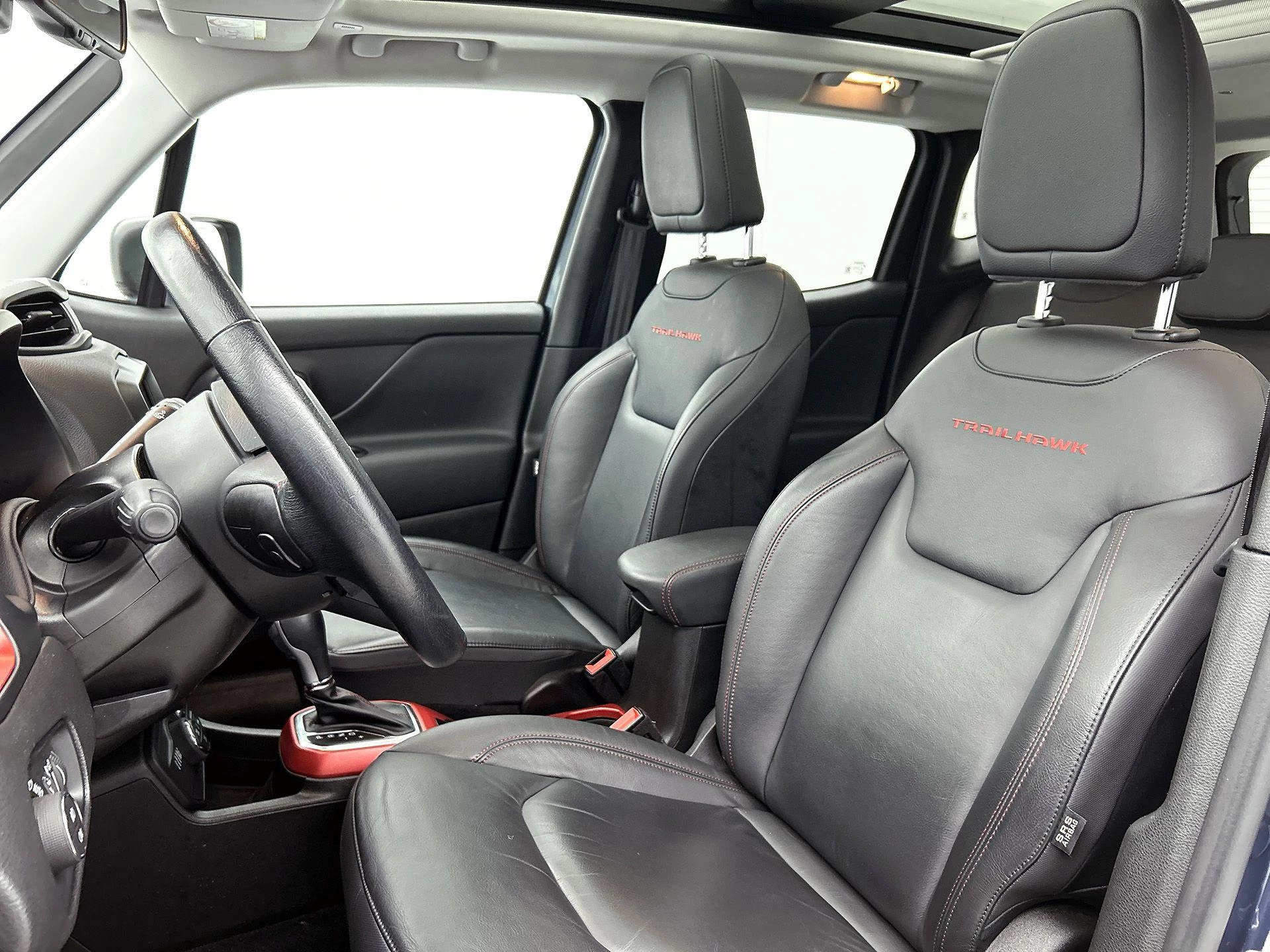 Jeep-Renegade-image-31
