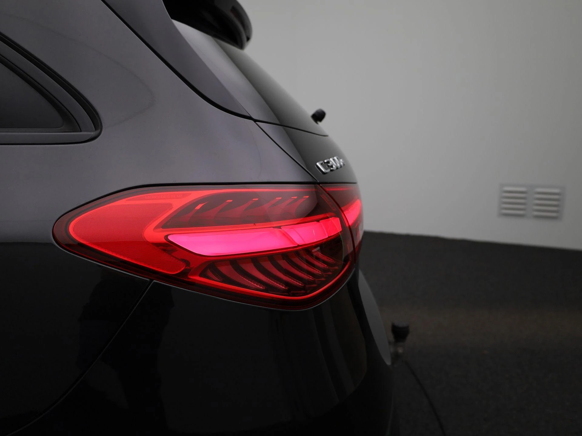 Mercedes-Benz-Classe C-image-57