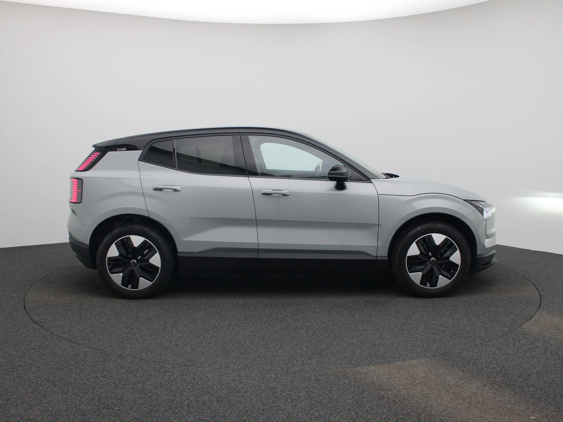 Volvo-EX30-image-5