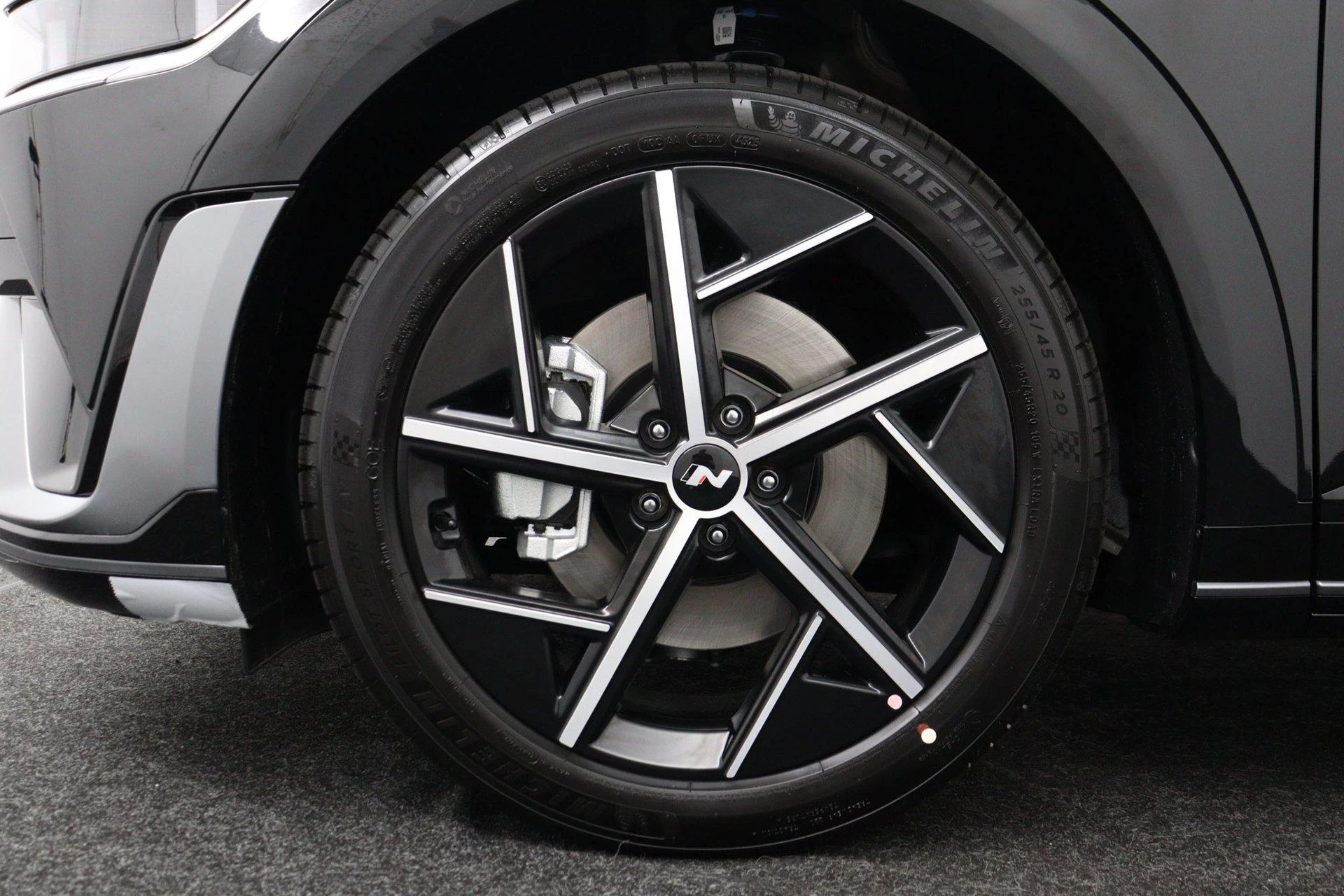 Hyundai-IONIQ 5-image-14