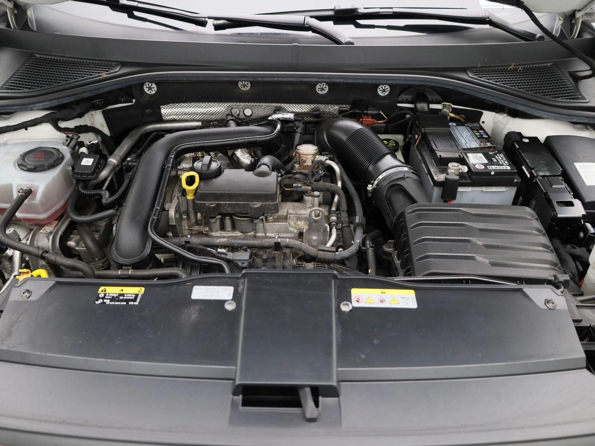 Volkswagen-T-Roc-image-30