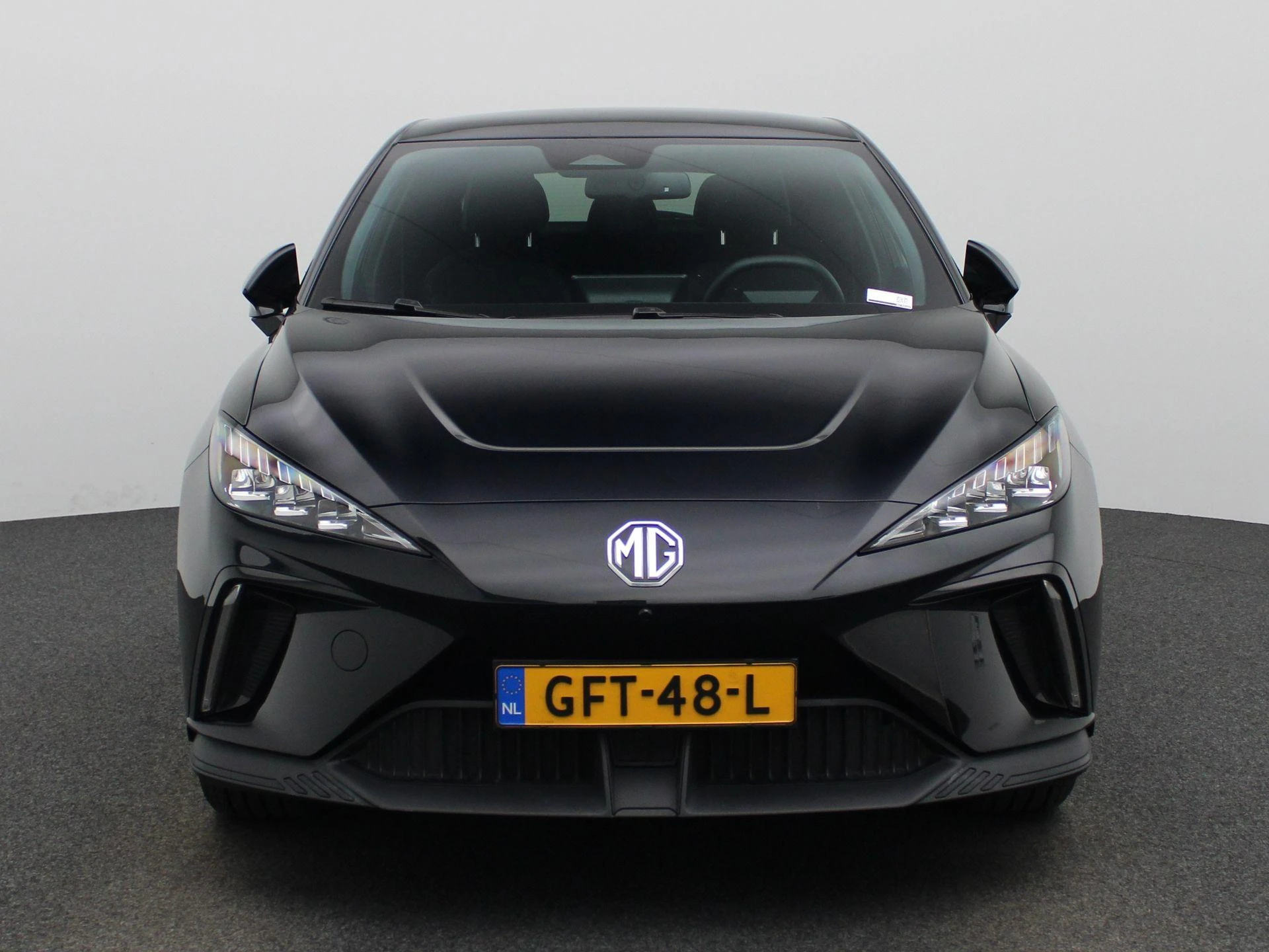 MG-MG4 EV-image-2