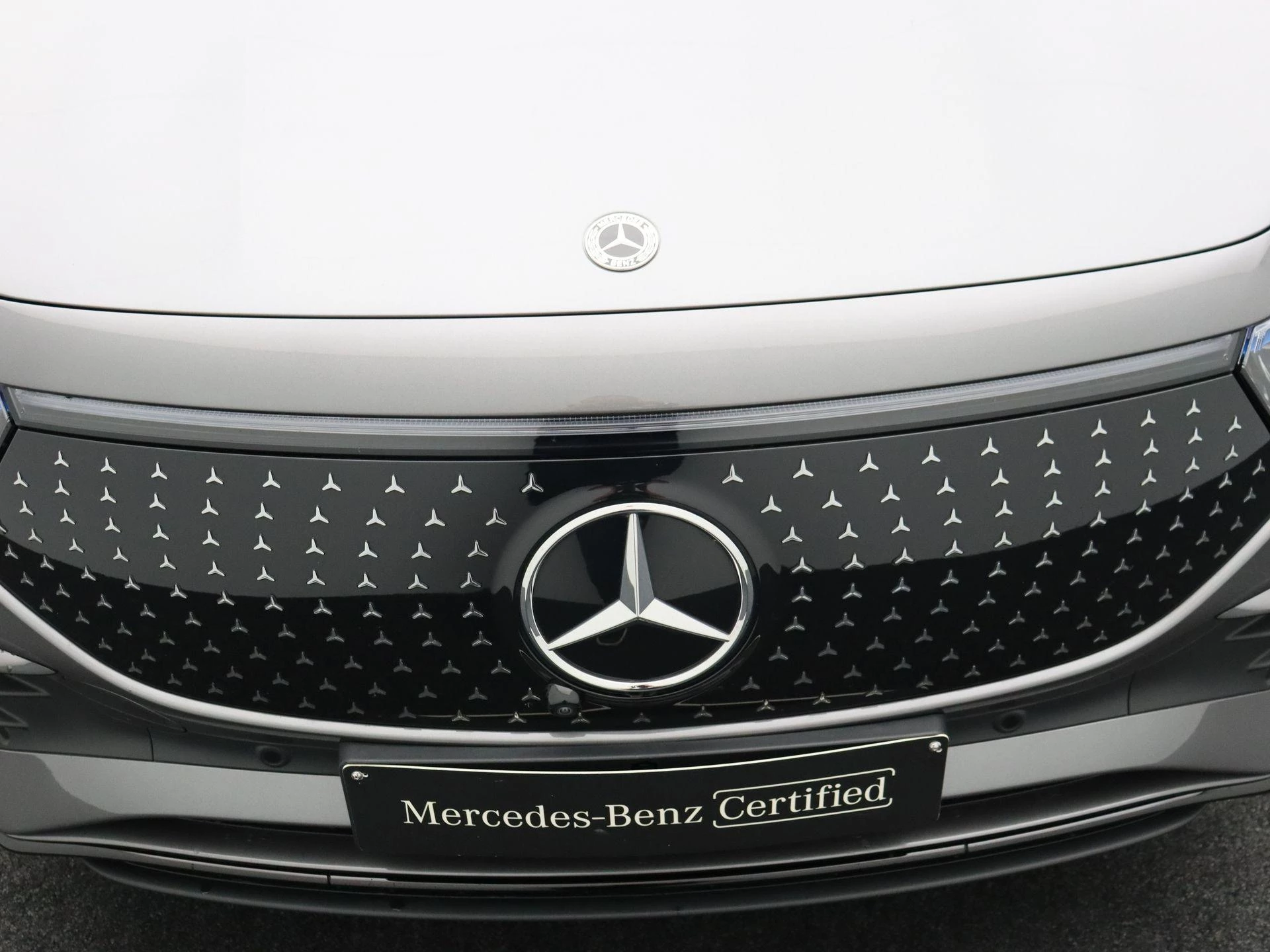Mercedes-Benz-EQA-image-24