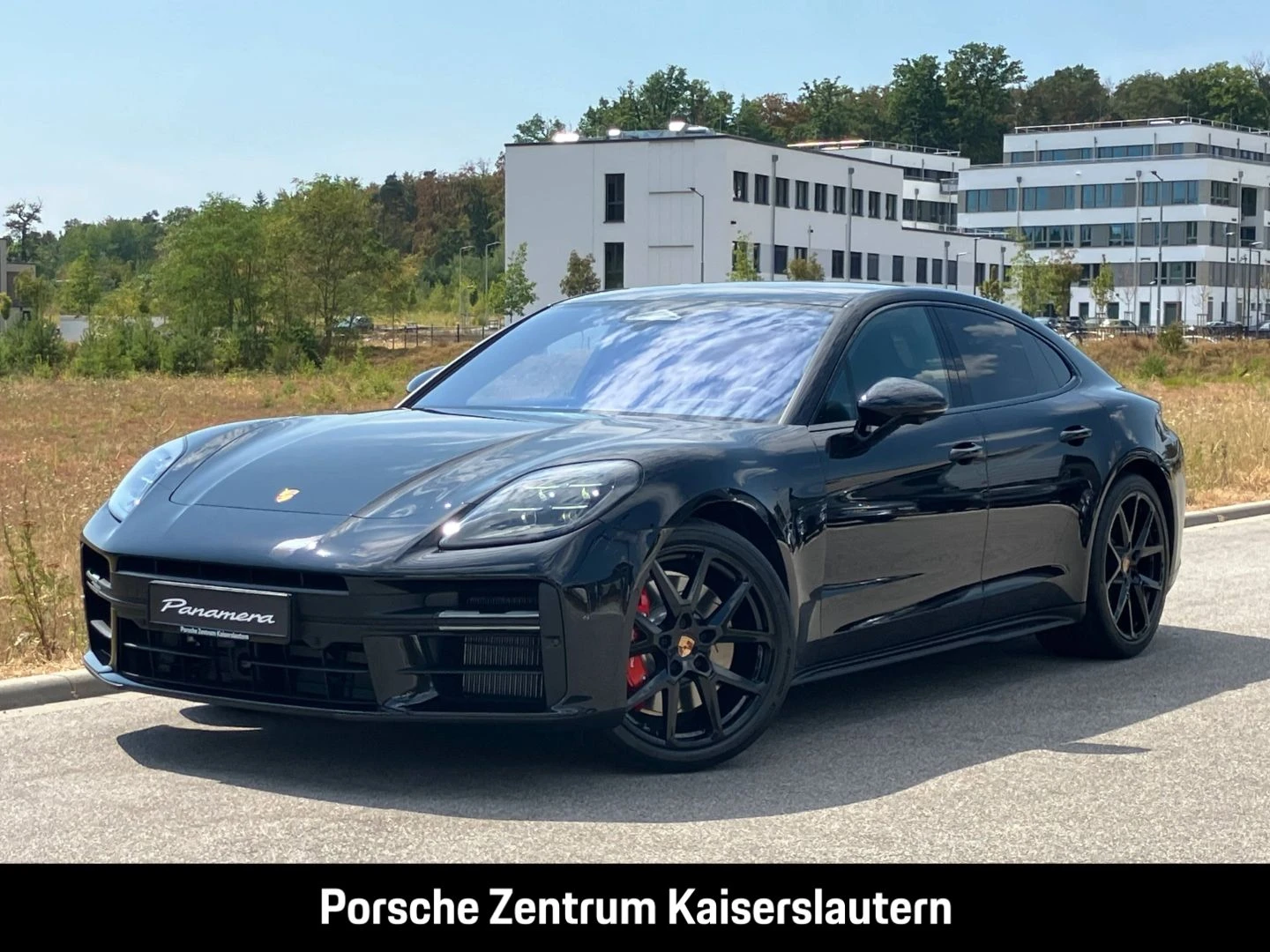 Porsche-Panamera-image-0
