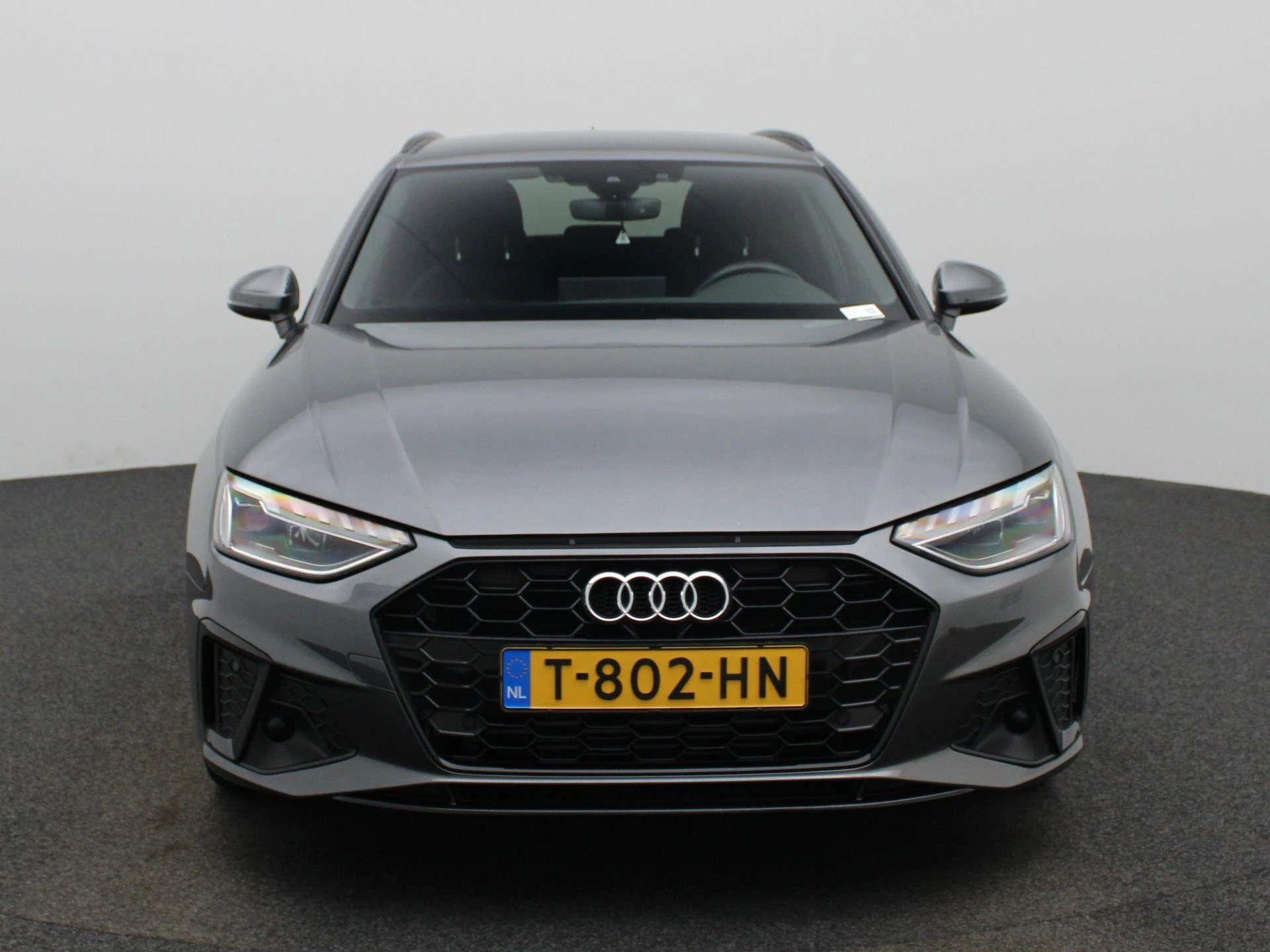 Audi-A4-image-2