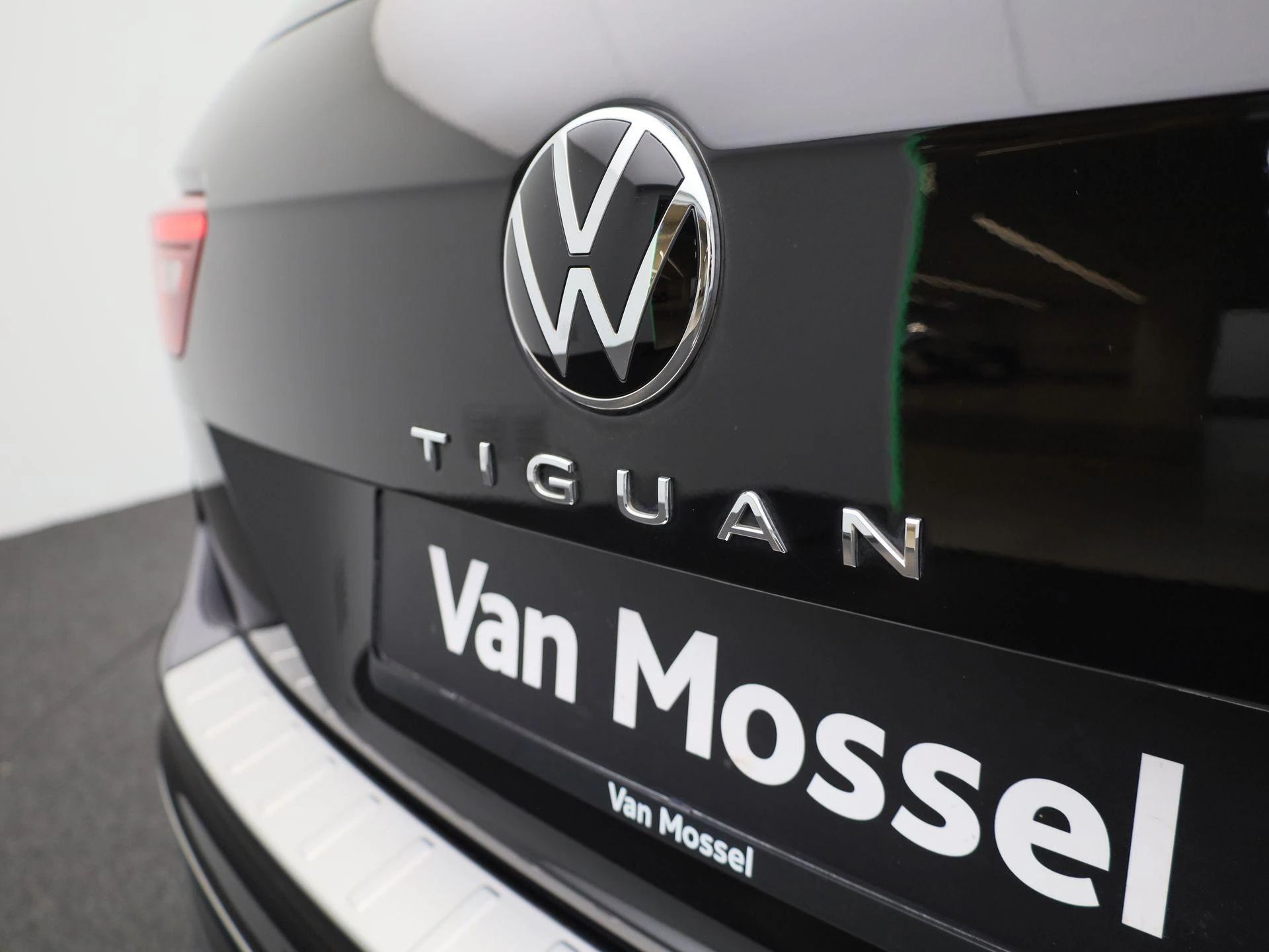 Volkswagen-Tiguan-image-38