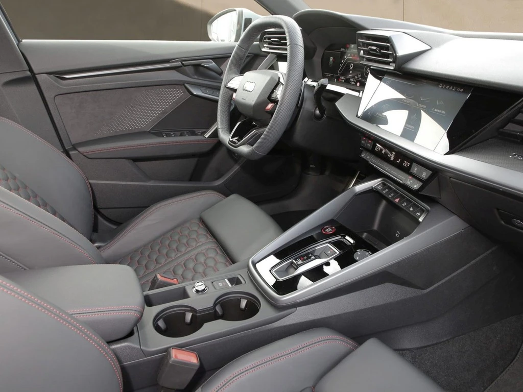 Audi-RS3-image-12