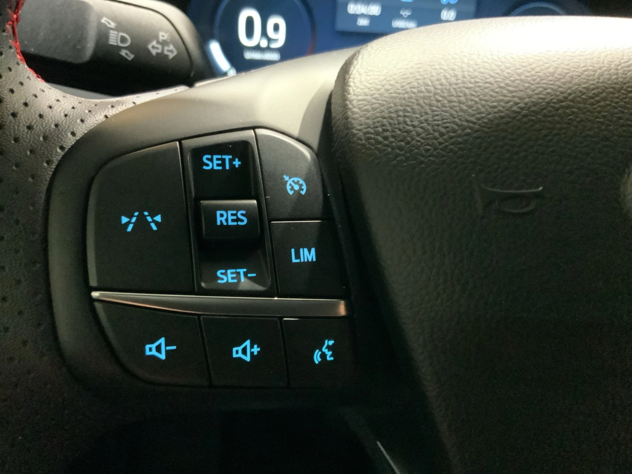 Ford-Kuga-image-19