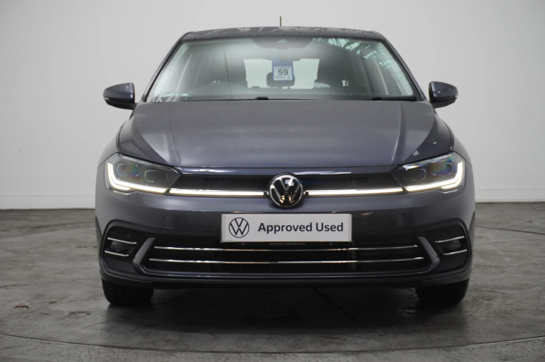 Volkswagen-Polo-image-6
