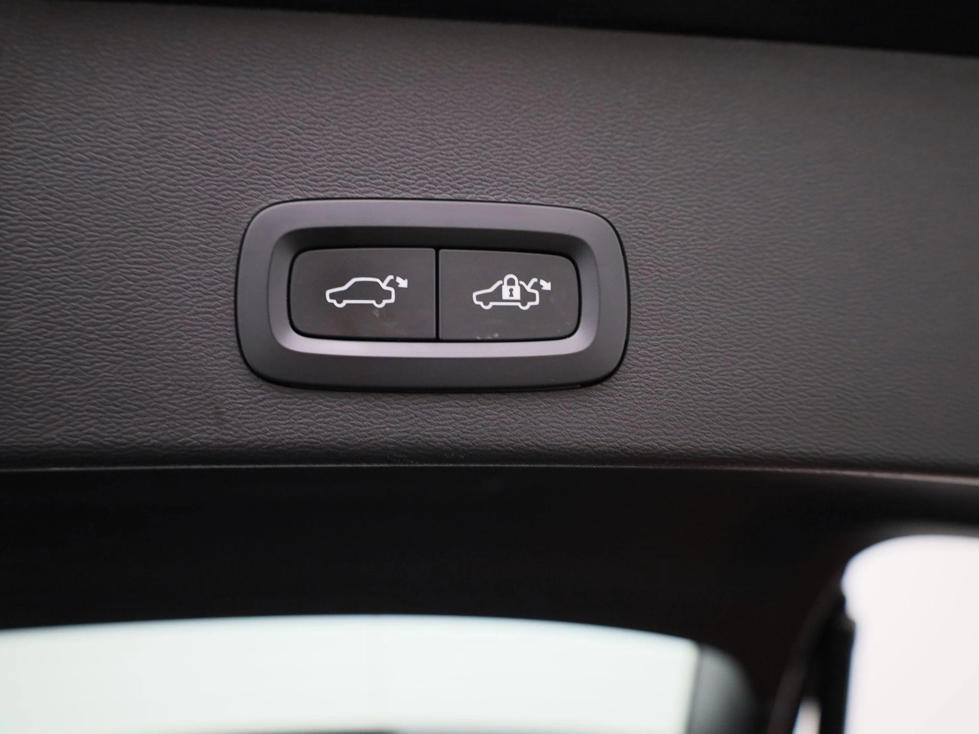 Volvo-XC40-image-11