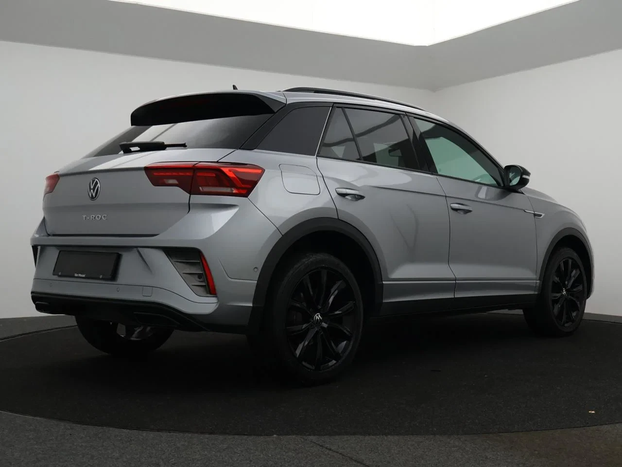 Volkswagen-T-Roc-image-11