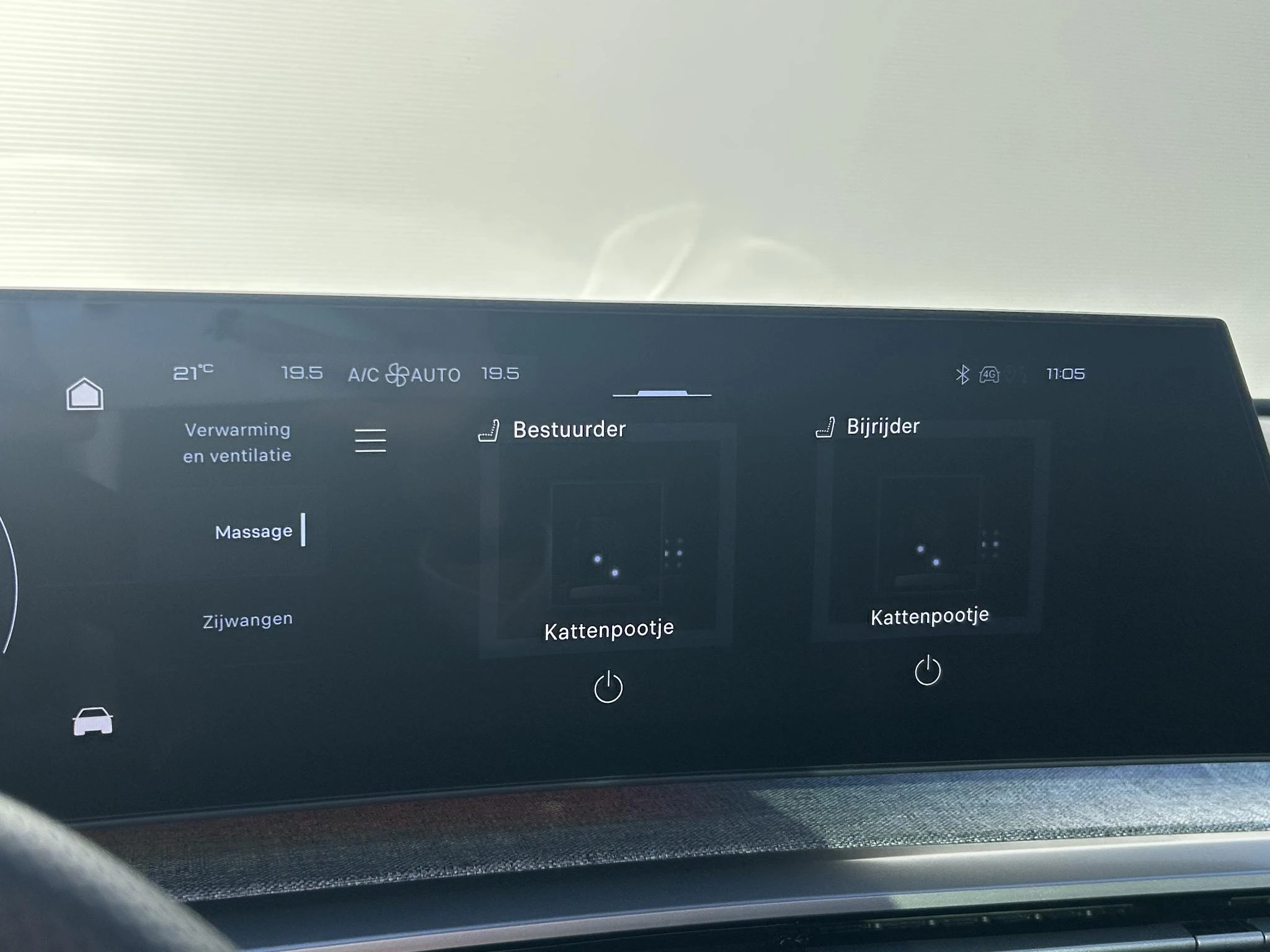 Peugeot-e-5008-image-14