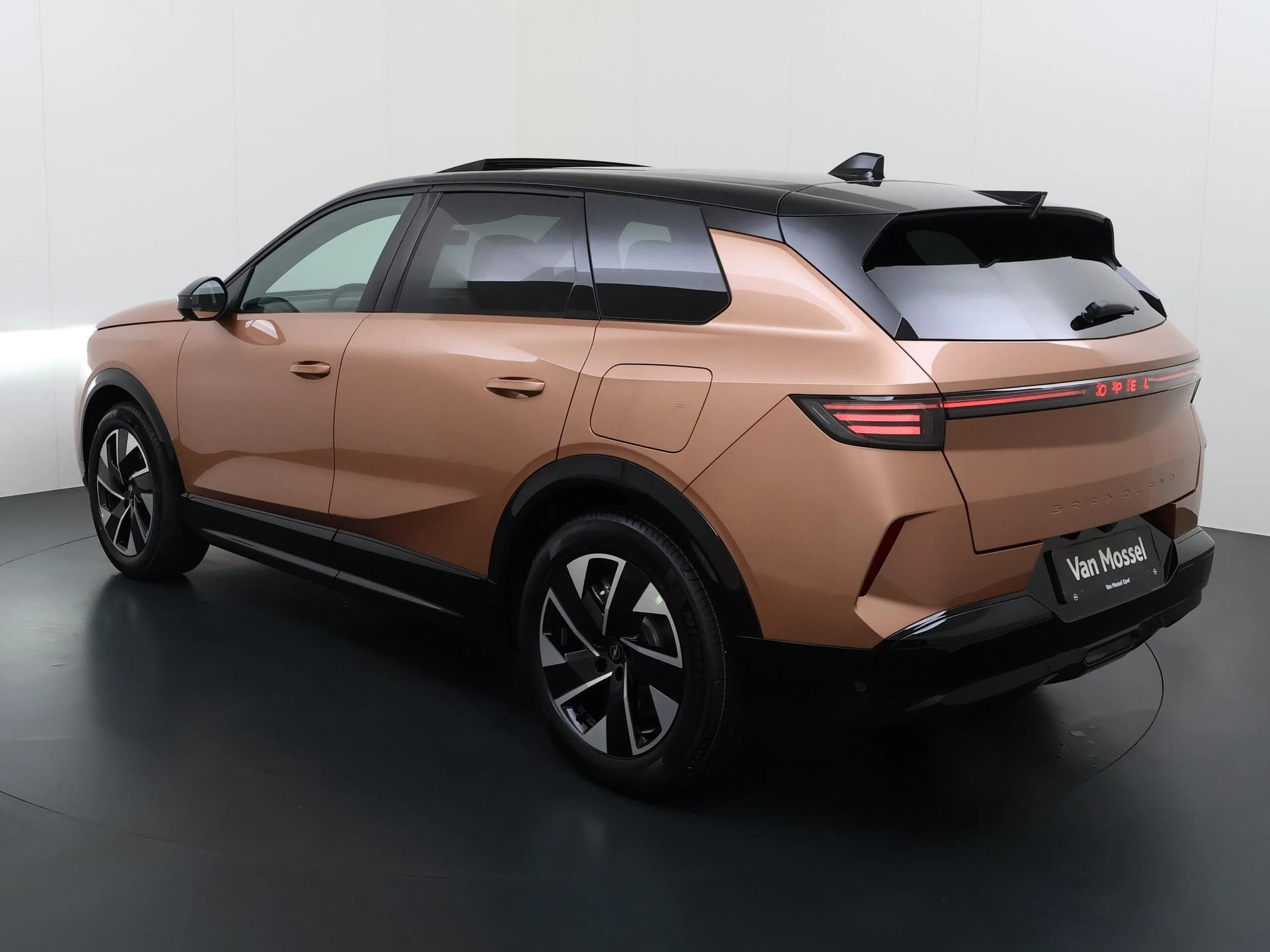 Opel-Grandland-image-6