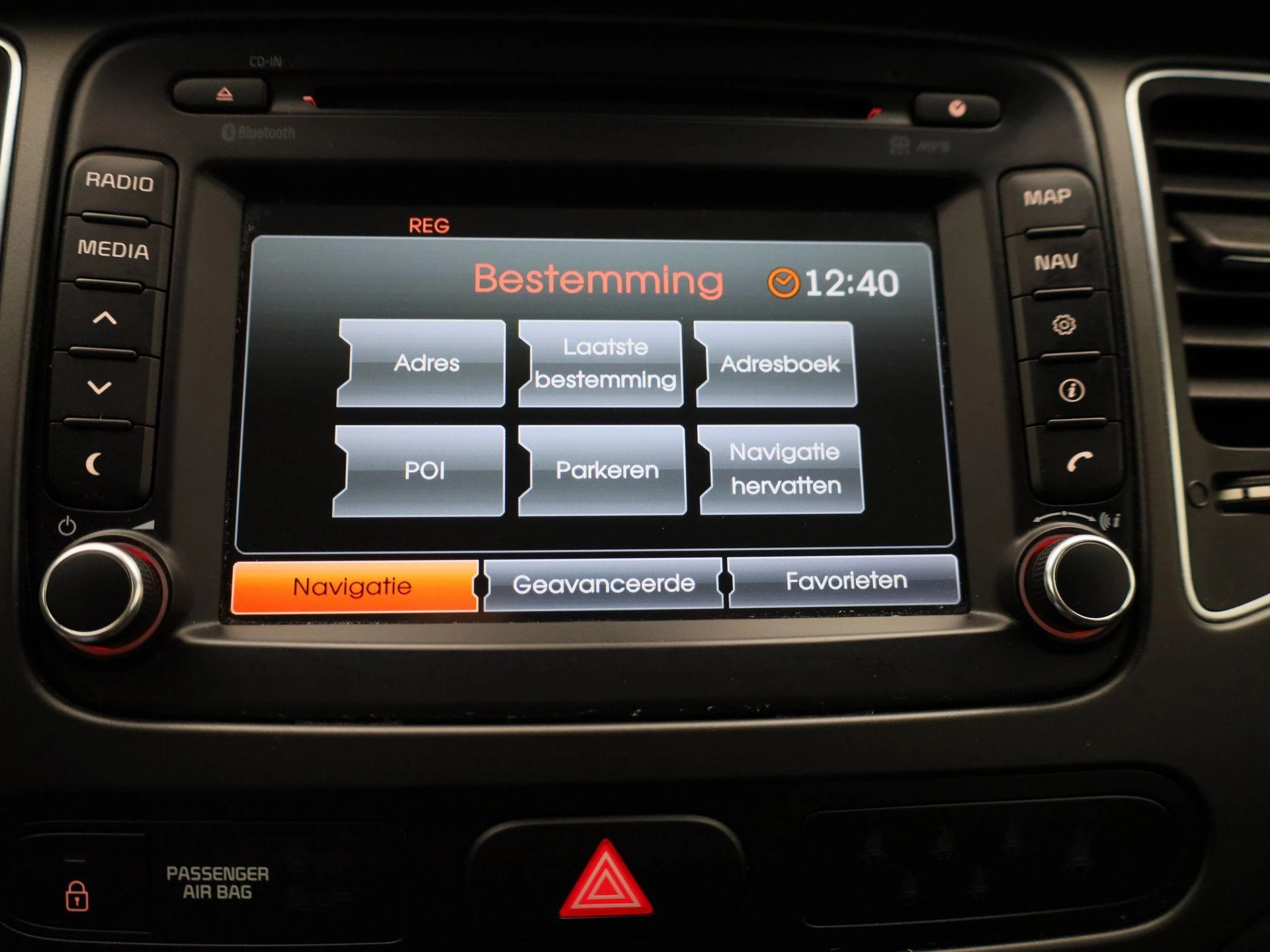 Kia-Carens-image-22