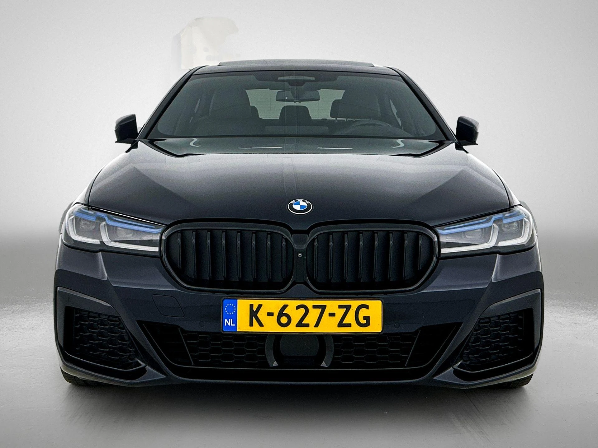 BMW-5 Serie-image-4