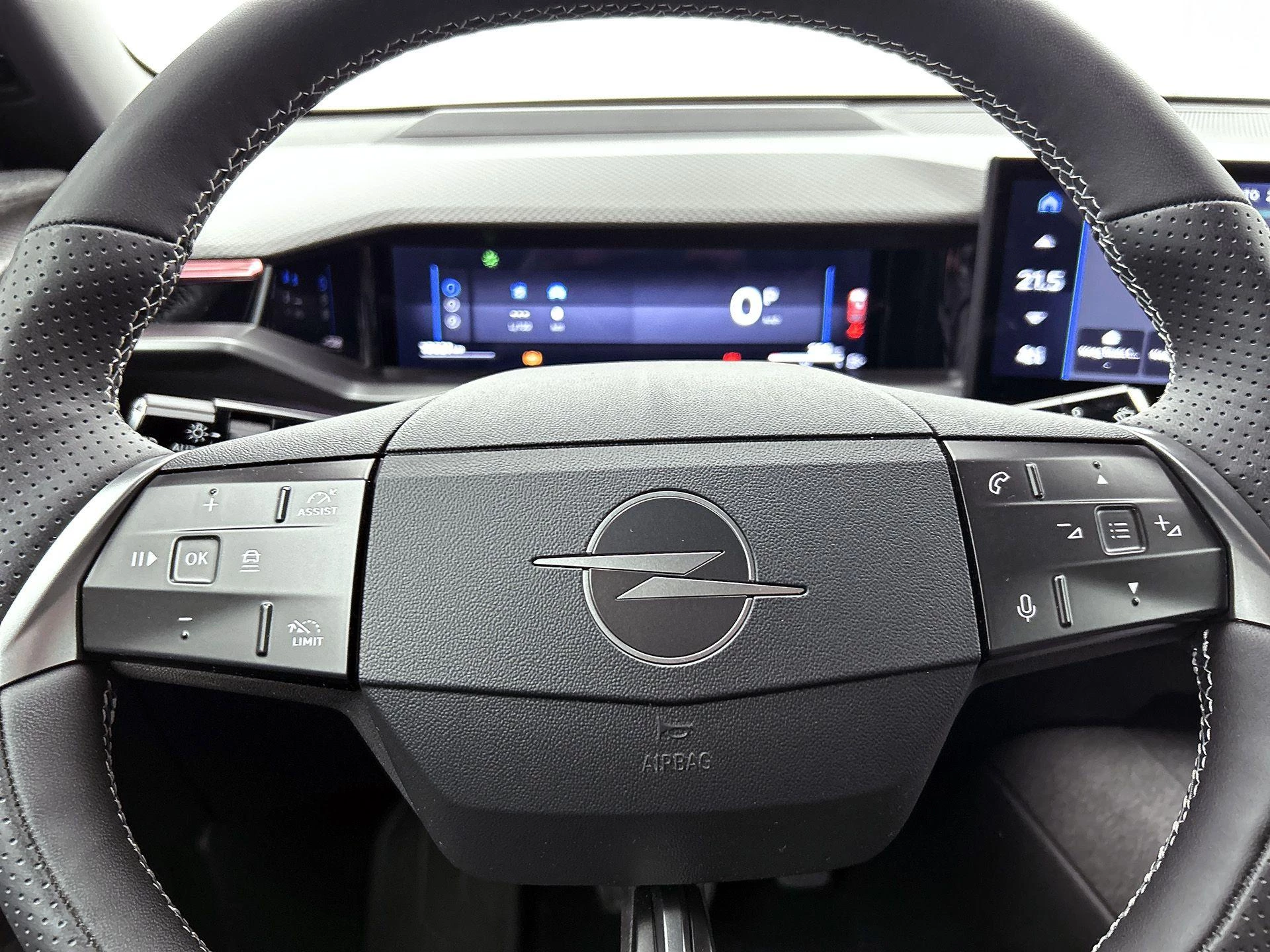 Opel-Grandland-image-36