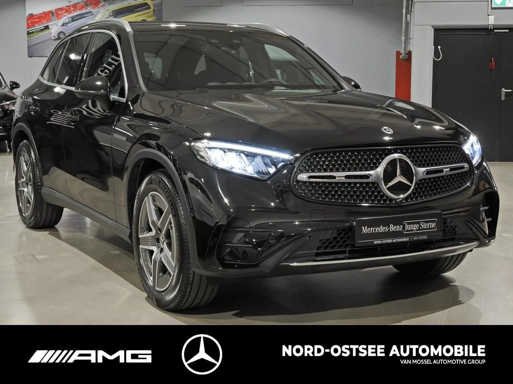 Mercedes-Benz GLC 300 d AMG 4M AHK DISTRONIC MBUX SHZ AMG LineX254 GLC 300 d AMG 4M AHK DISTRONIC MBUX SHZ AMG Line
