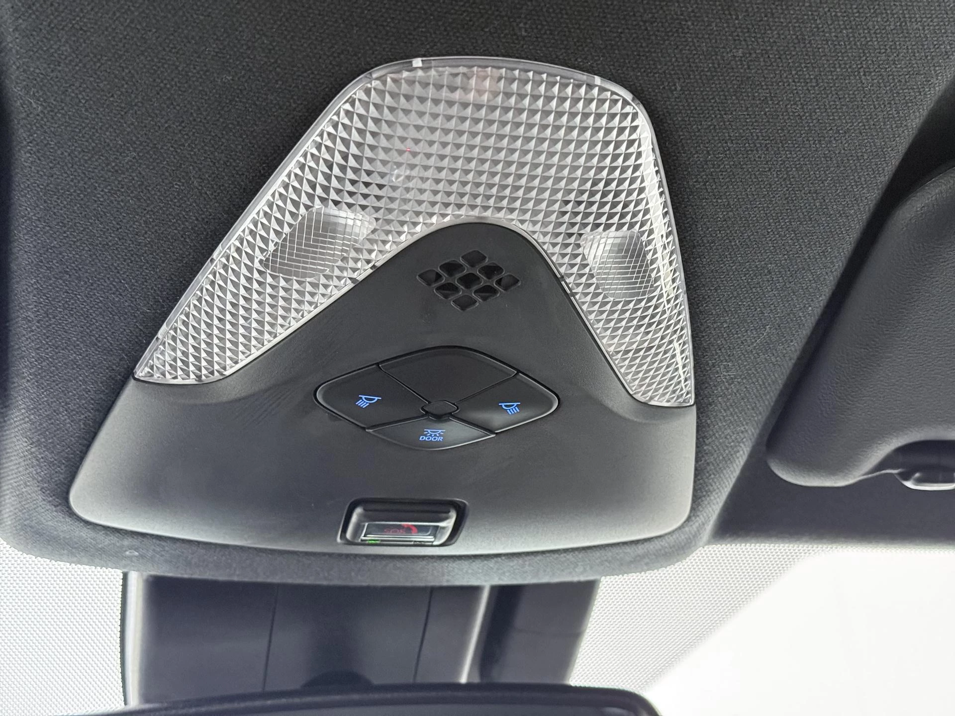 Toyota-C-HR-image-22