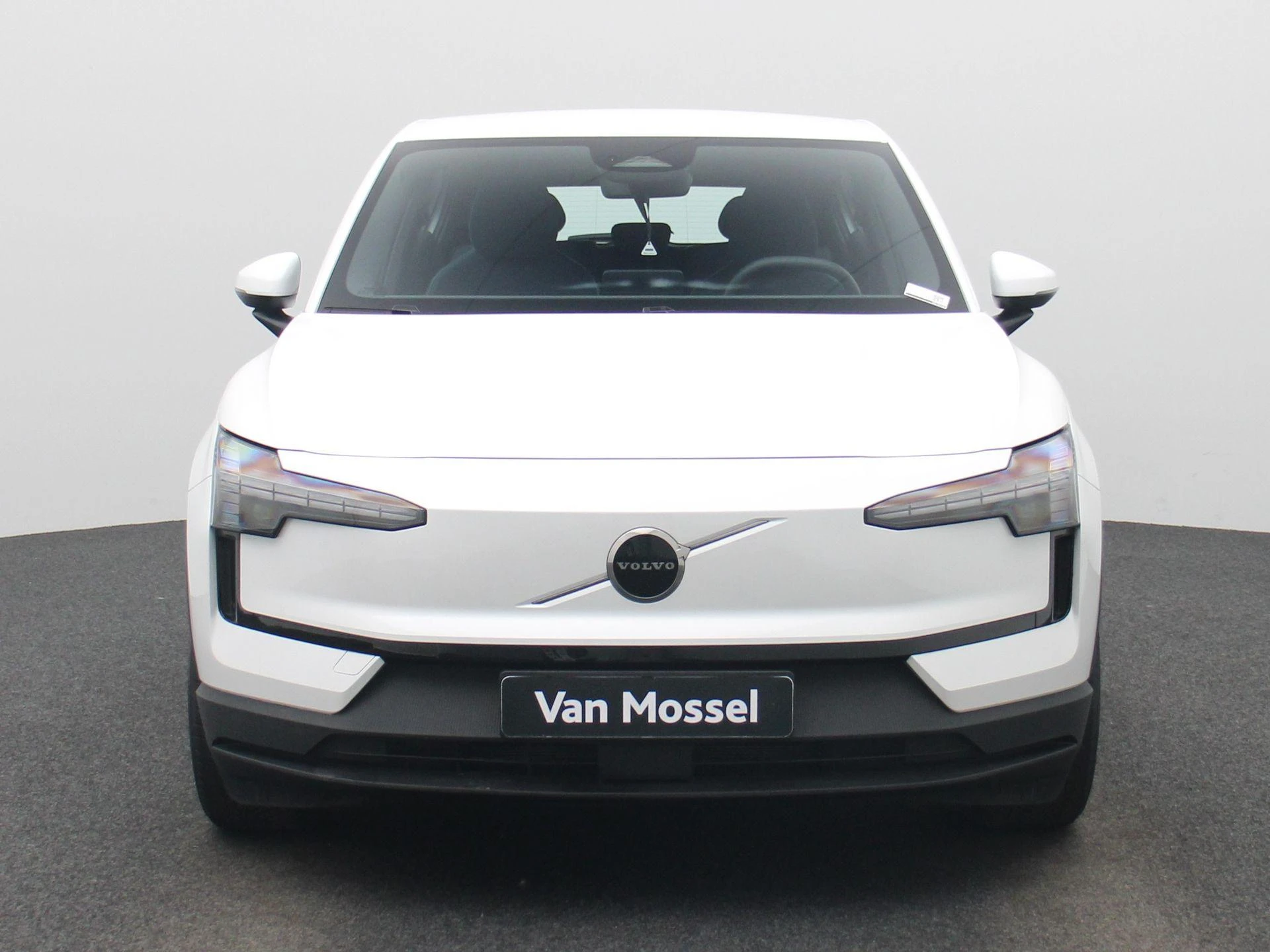 Volvo-EX30-image-2