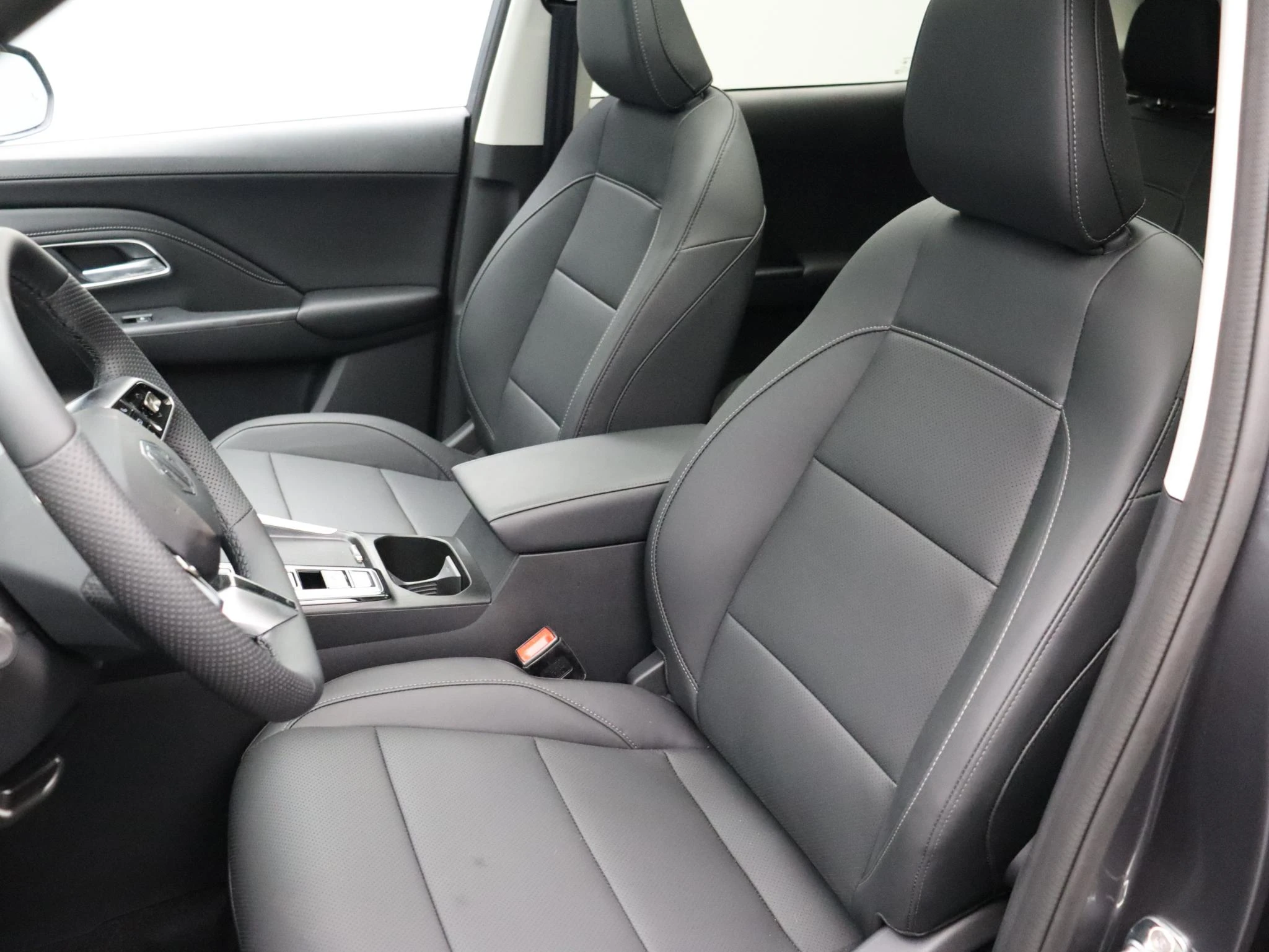 MG-ZS-image-13