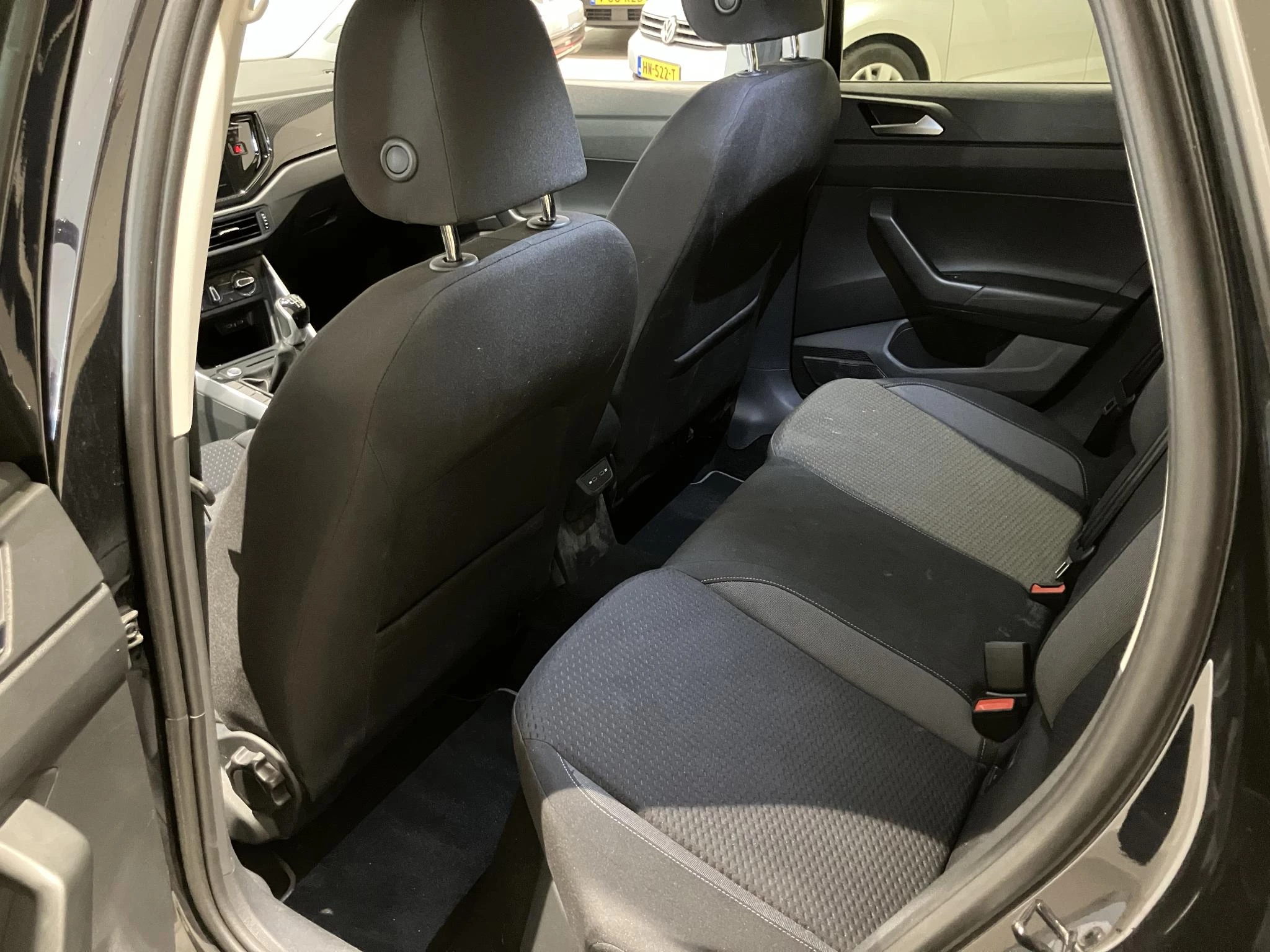 Volkswagen-Taigo-image-10