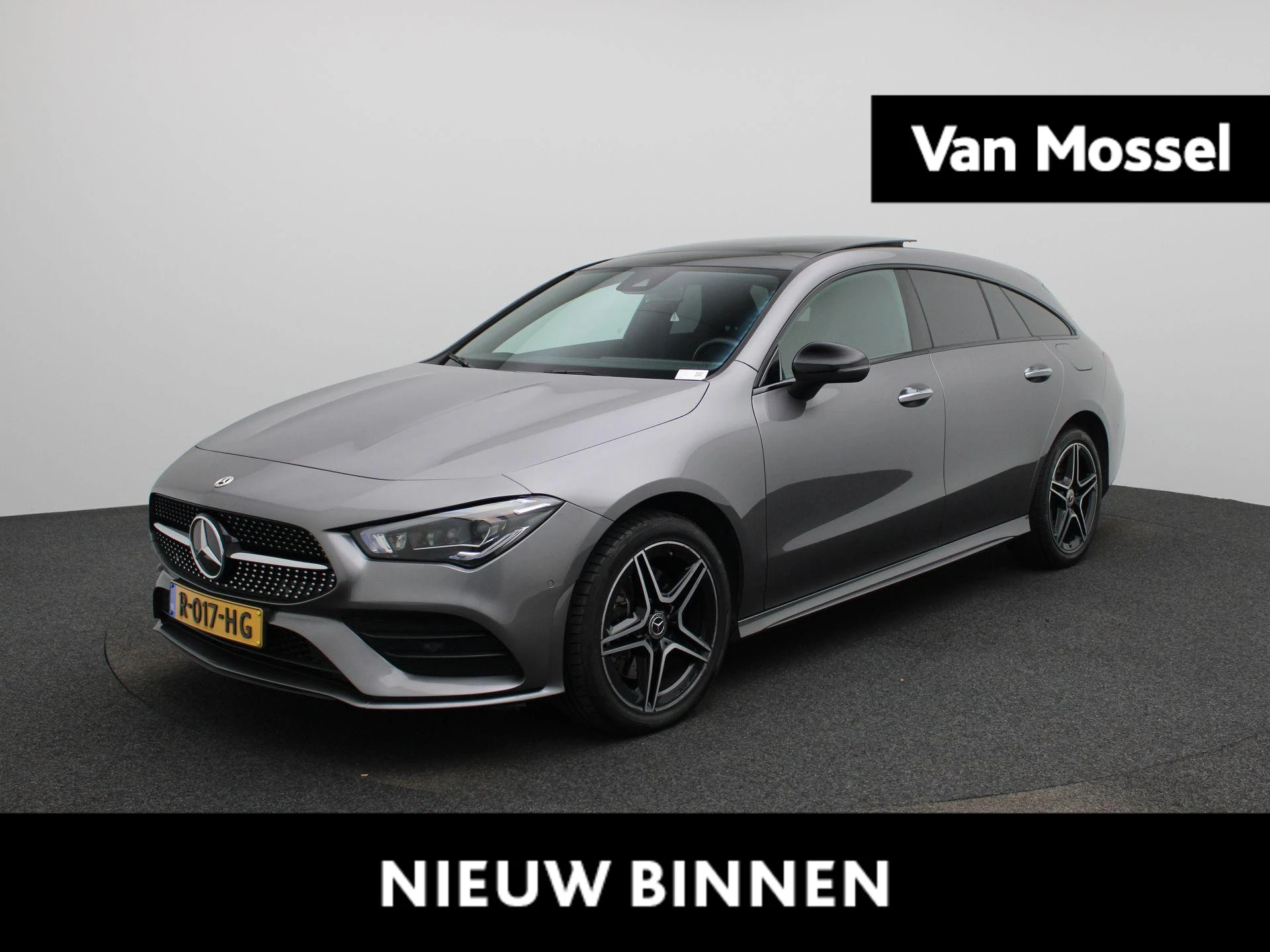 Mercedes-Benz-CLA-image-0