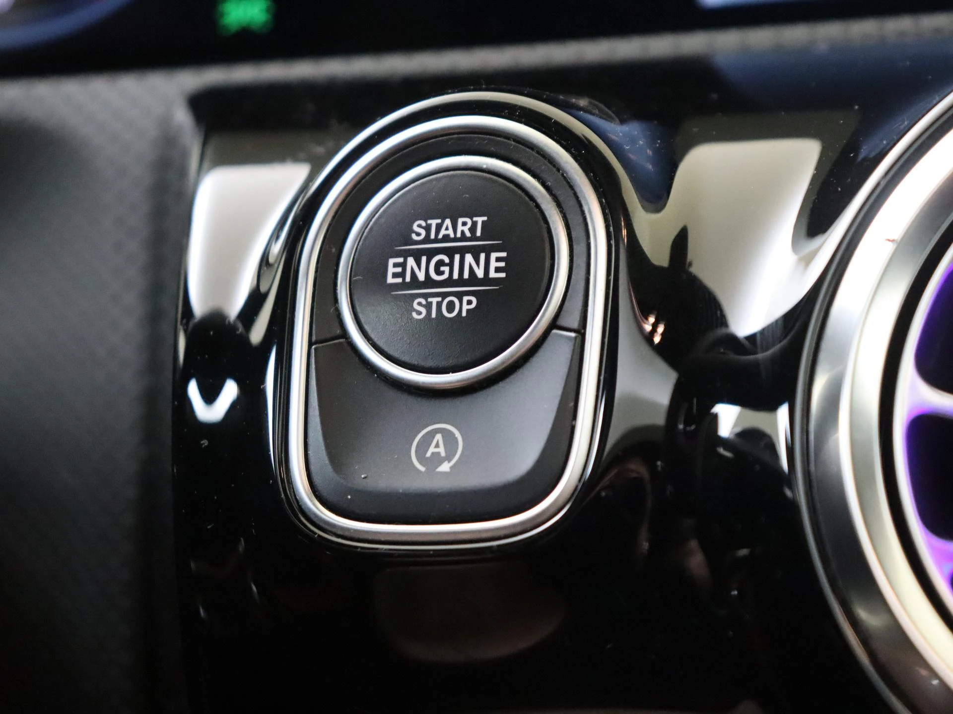 Mercedes-Benz CLA 200 Business Solution AMG