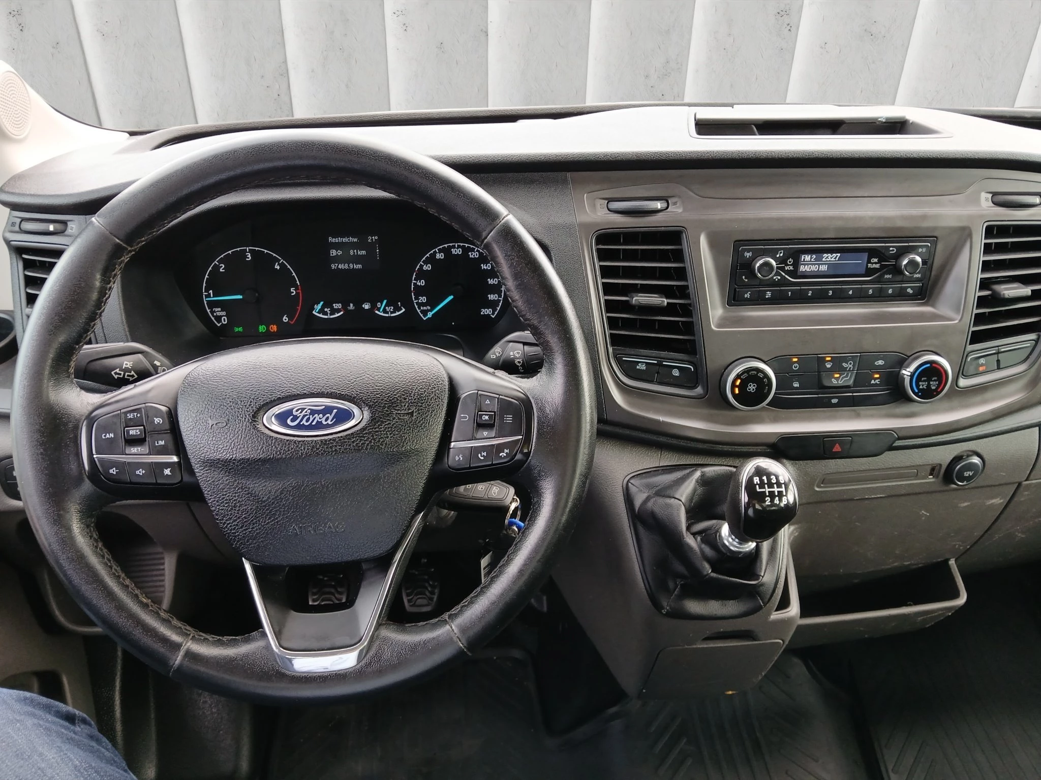 Ford-Transit-image-11