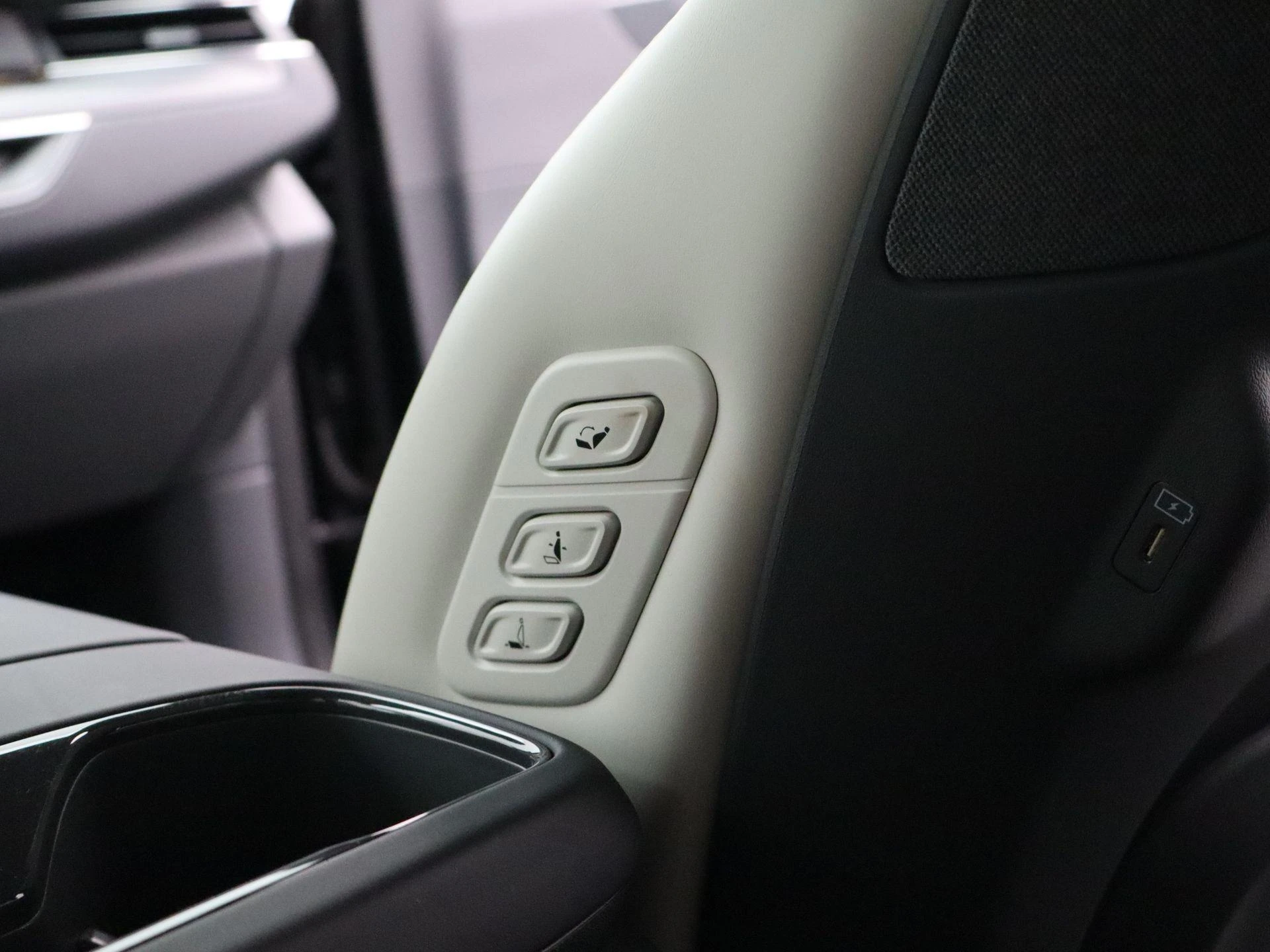 Kia EV9 Launch Edition GT-Line AWD 99.8 kWh