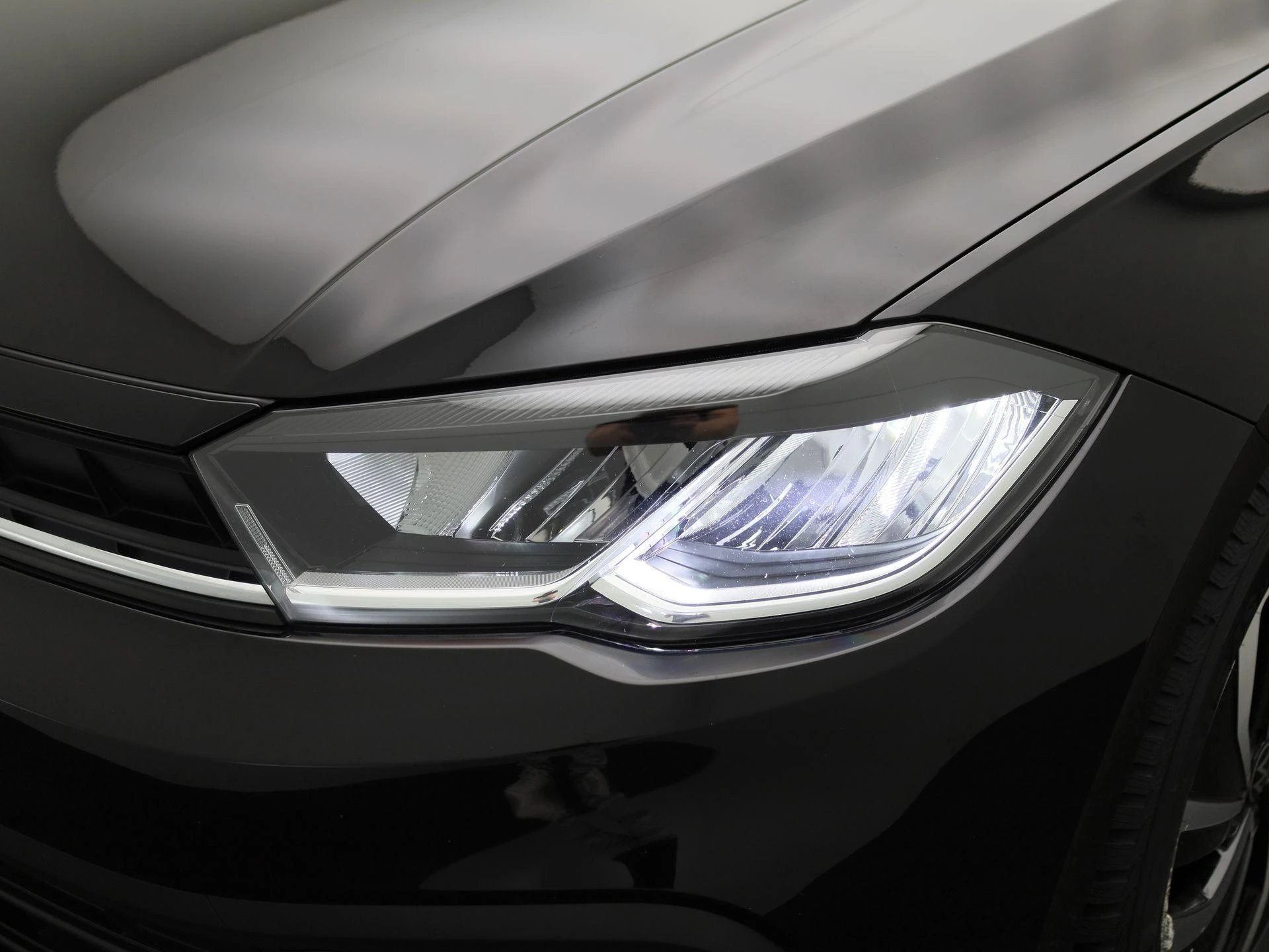 Volkswagen-Polo-image-14