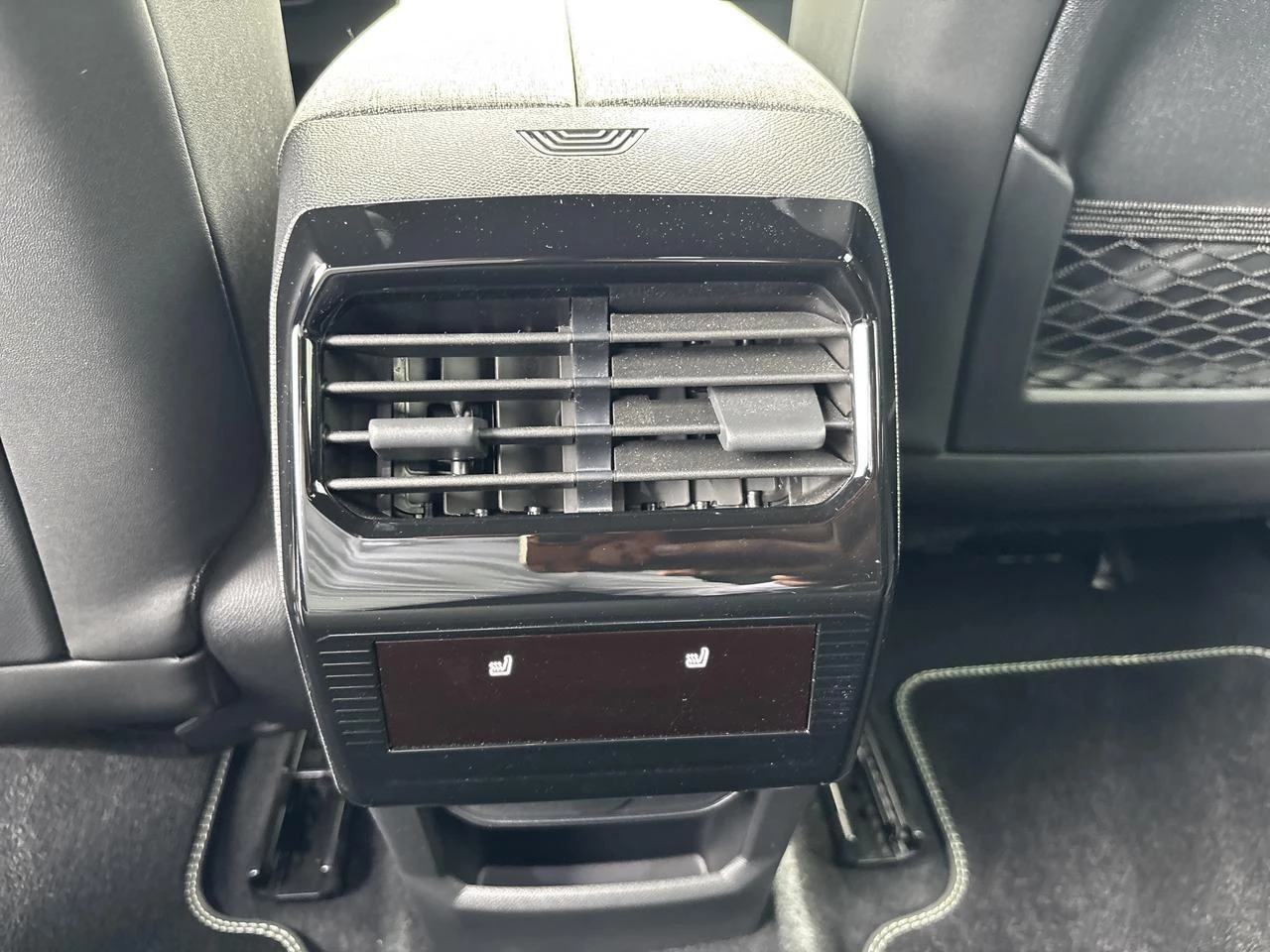 Peugeot 3008 1.6 HYBRID 195 e-DSC7 GT