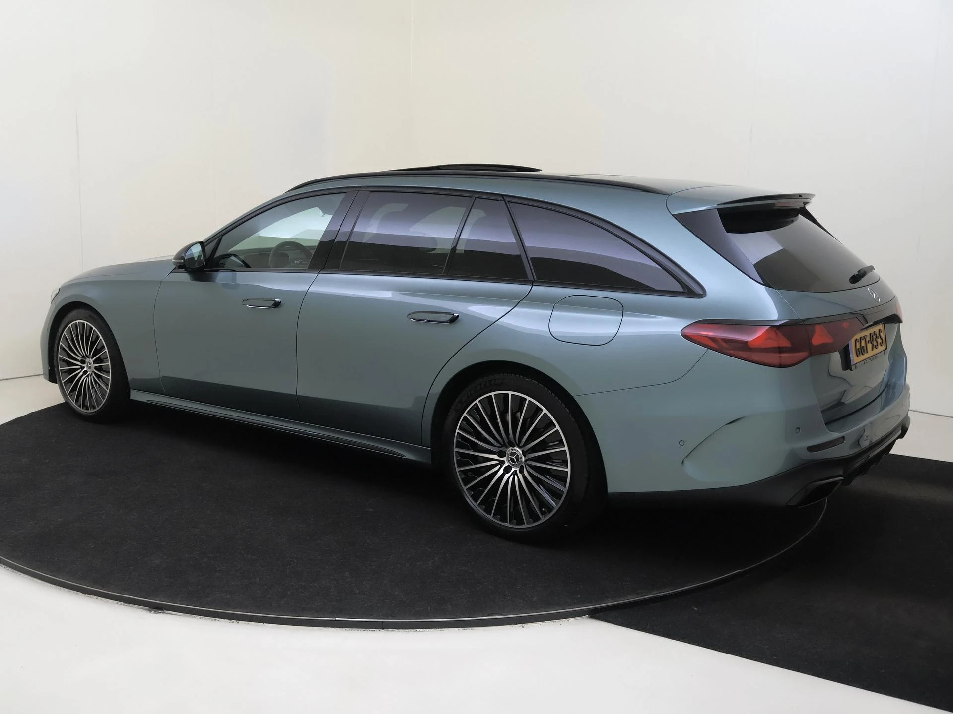 Mercedes-Benz E-Klasse Estate 300 e Sport Edition