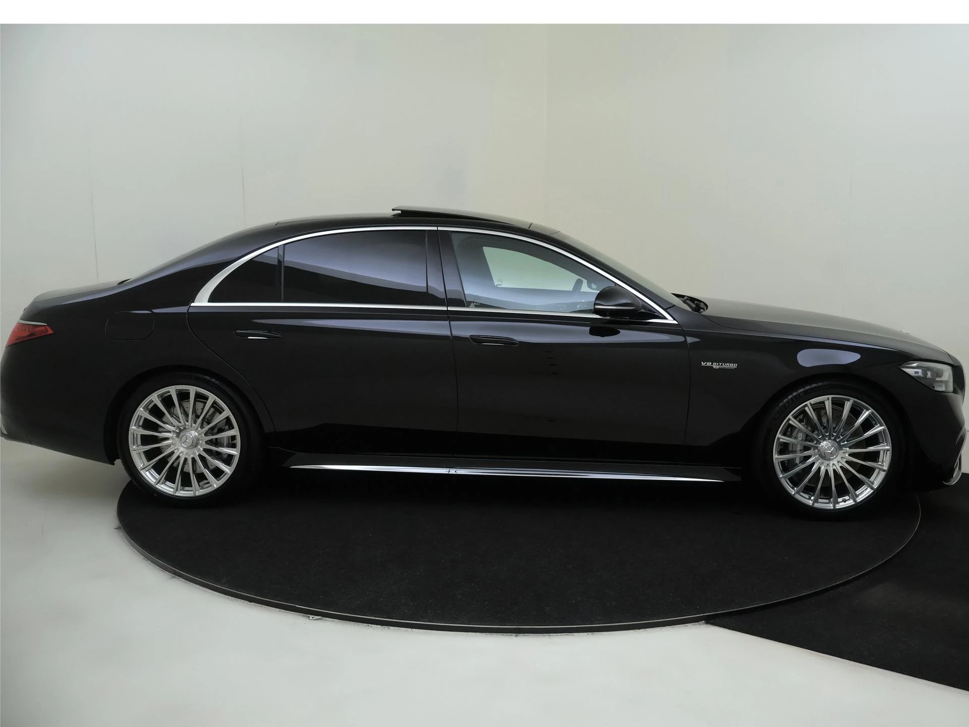 Mercedes-Benz-S-Klasse-image-3