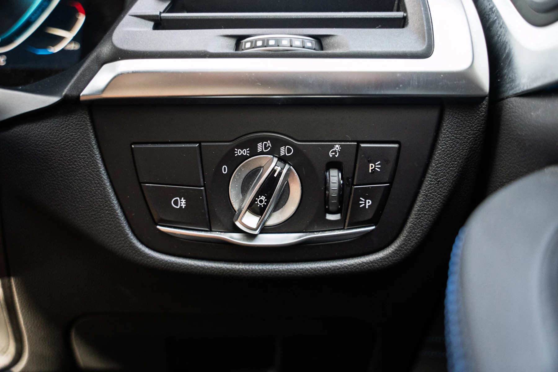 BMW-iX3-image-17