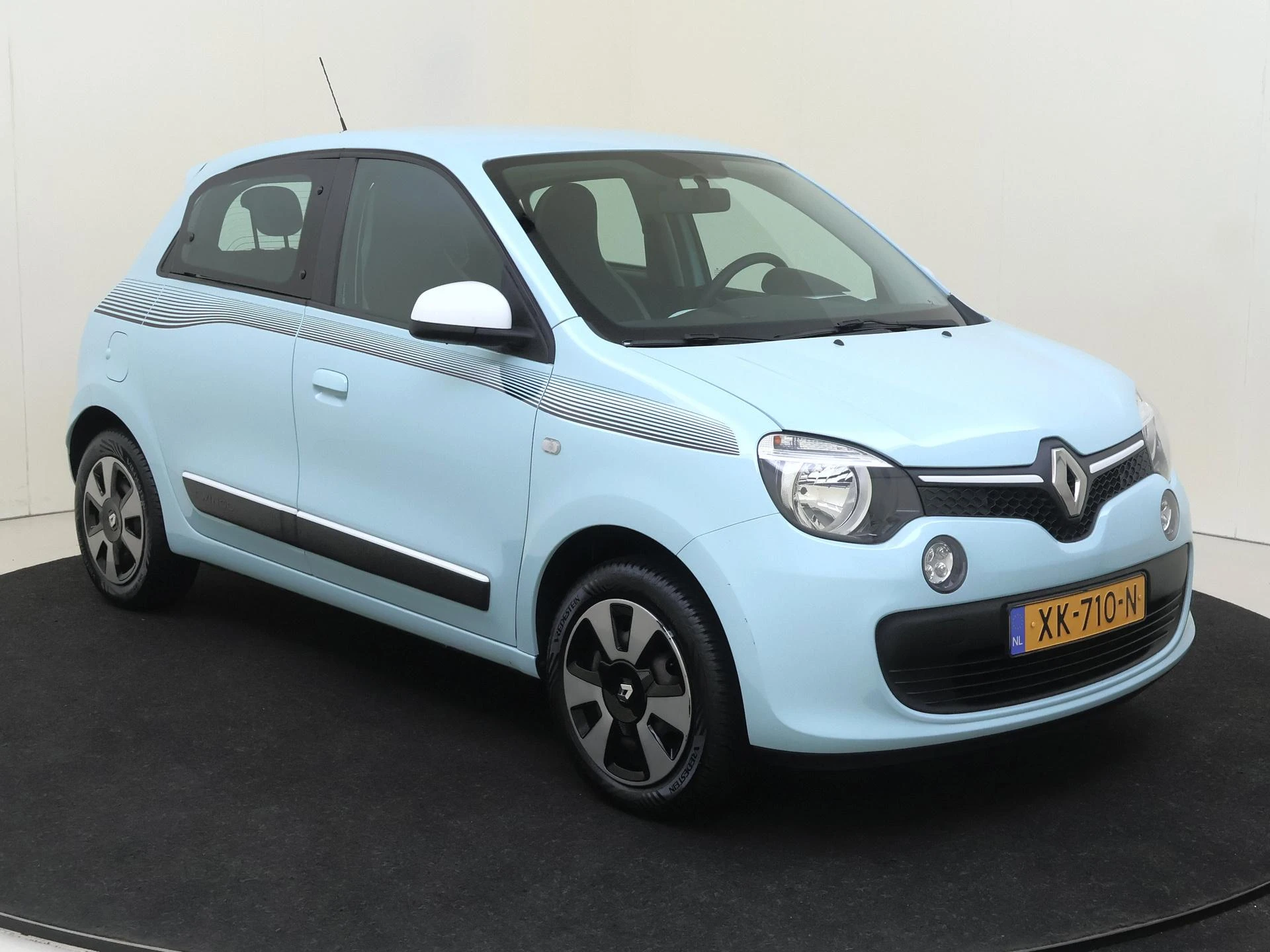 Renault-Twingo-image-2
