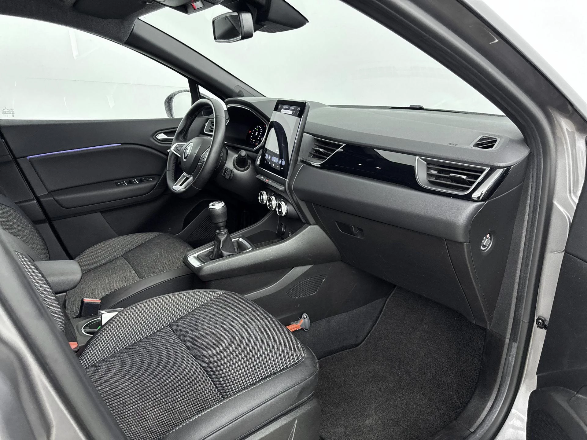 Renault-Captur-image-20