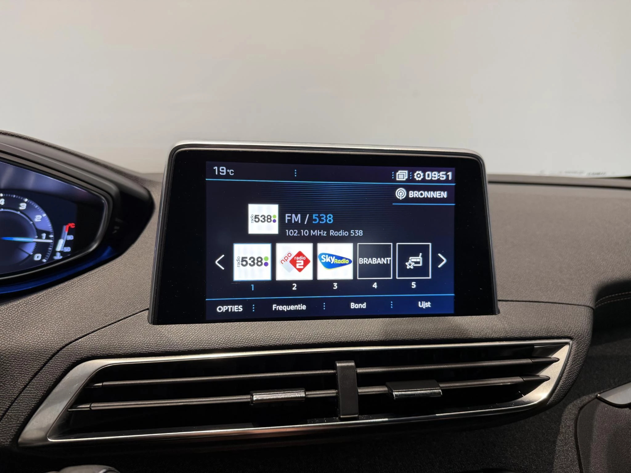 Peugeot-3008-image-21