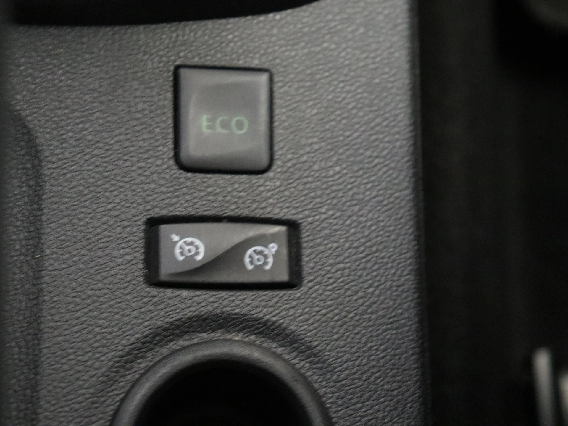 Renault-Captur-image-20