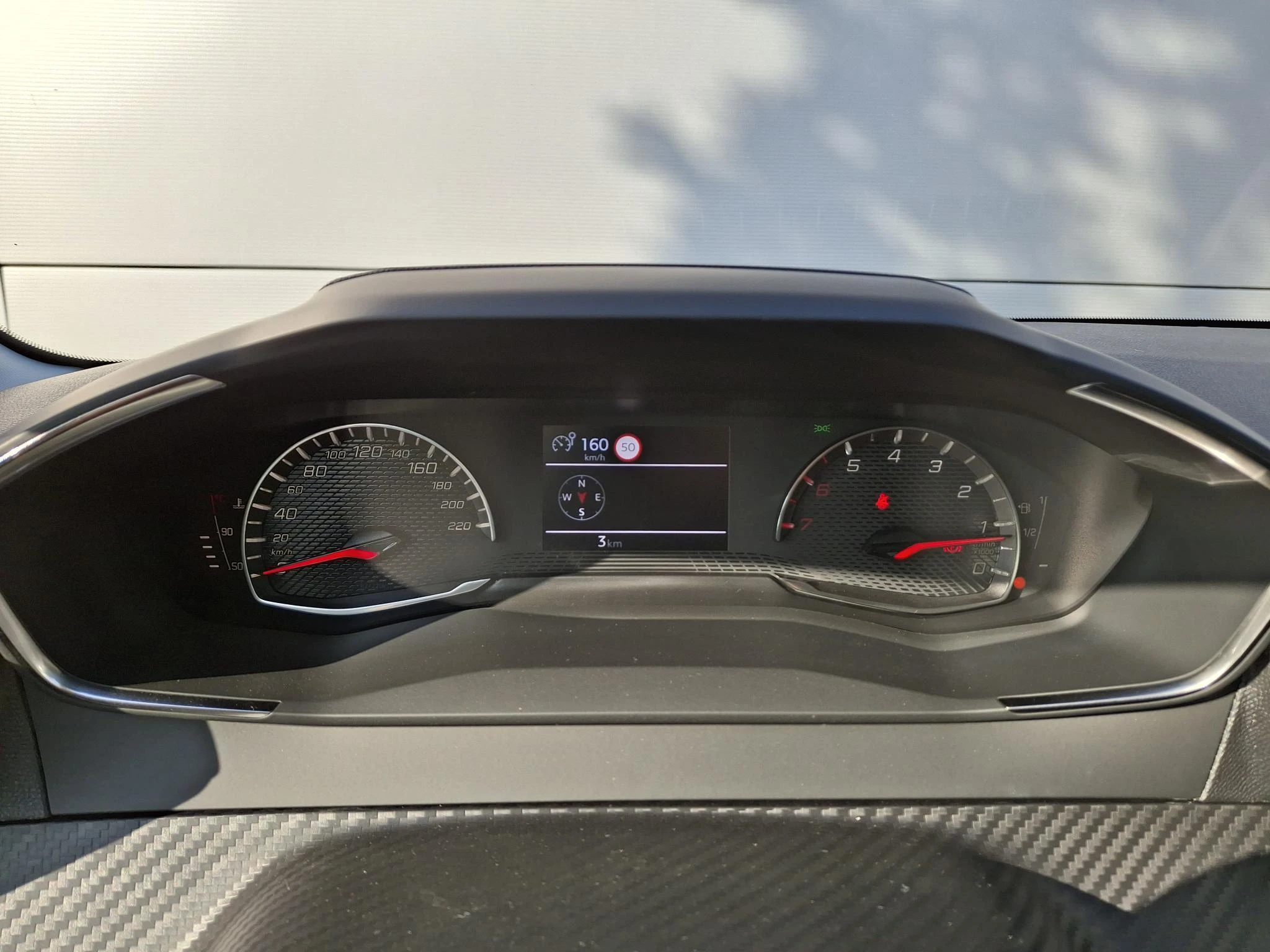 Peugeot-208-image-22