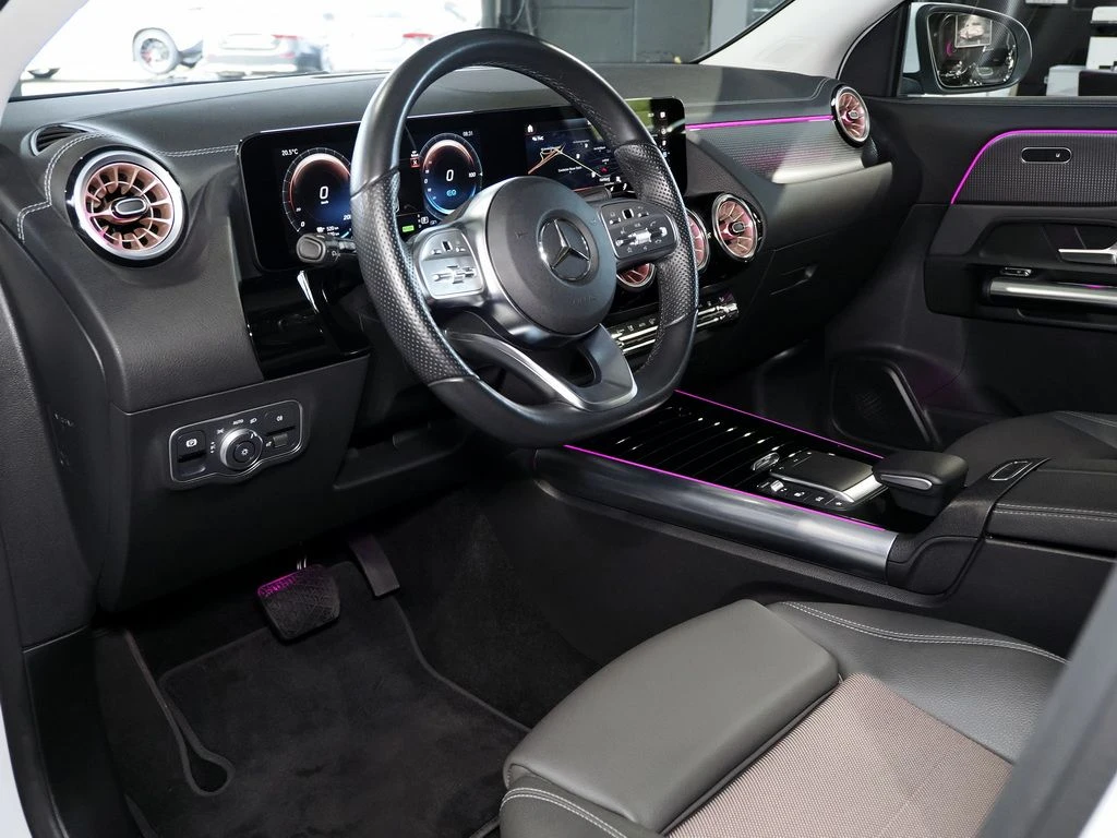 Mercedes-Benz-EQA 250+-image-8
