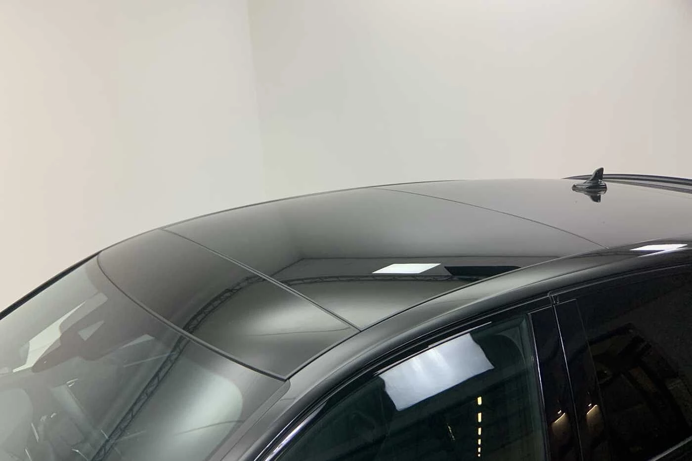 Audi-RSQ3-image-32