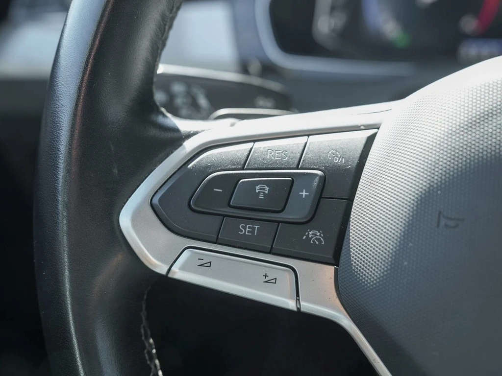 Volkswagen-Passat-image-14