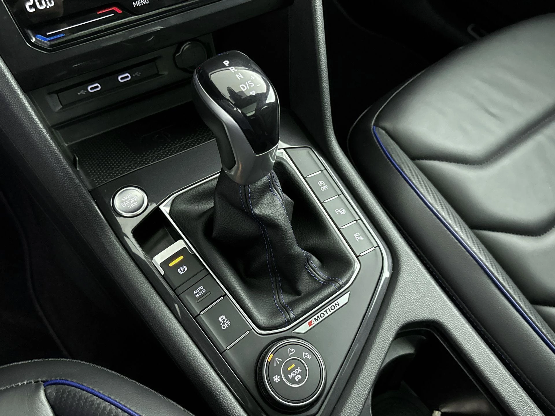 Volkswagen-Tiguan-image-24