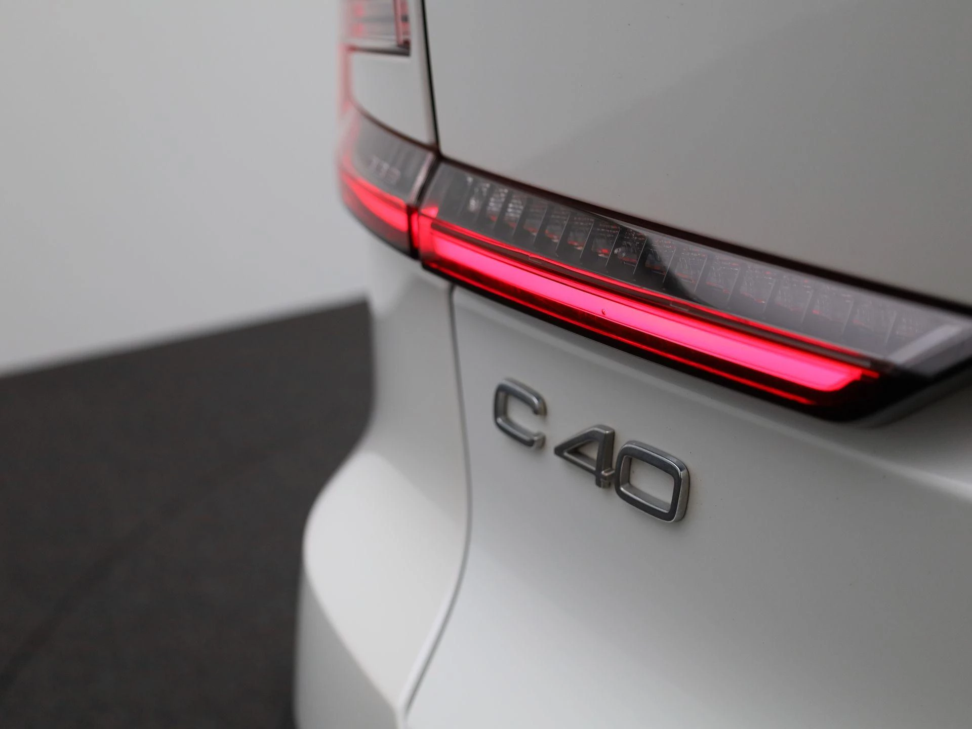 Volvo-C40-image-39