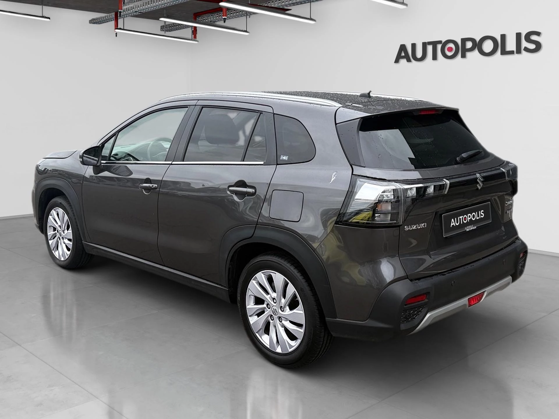 Suzuki-S-Cross-image-12