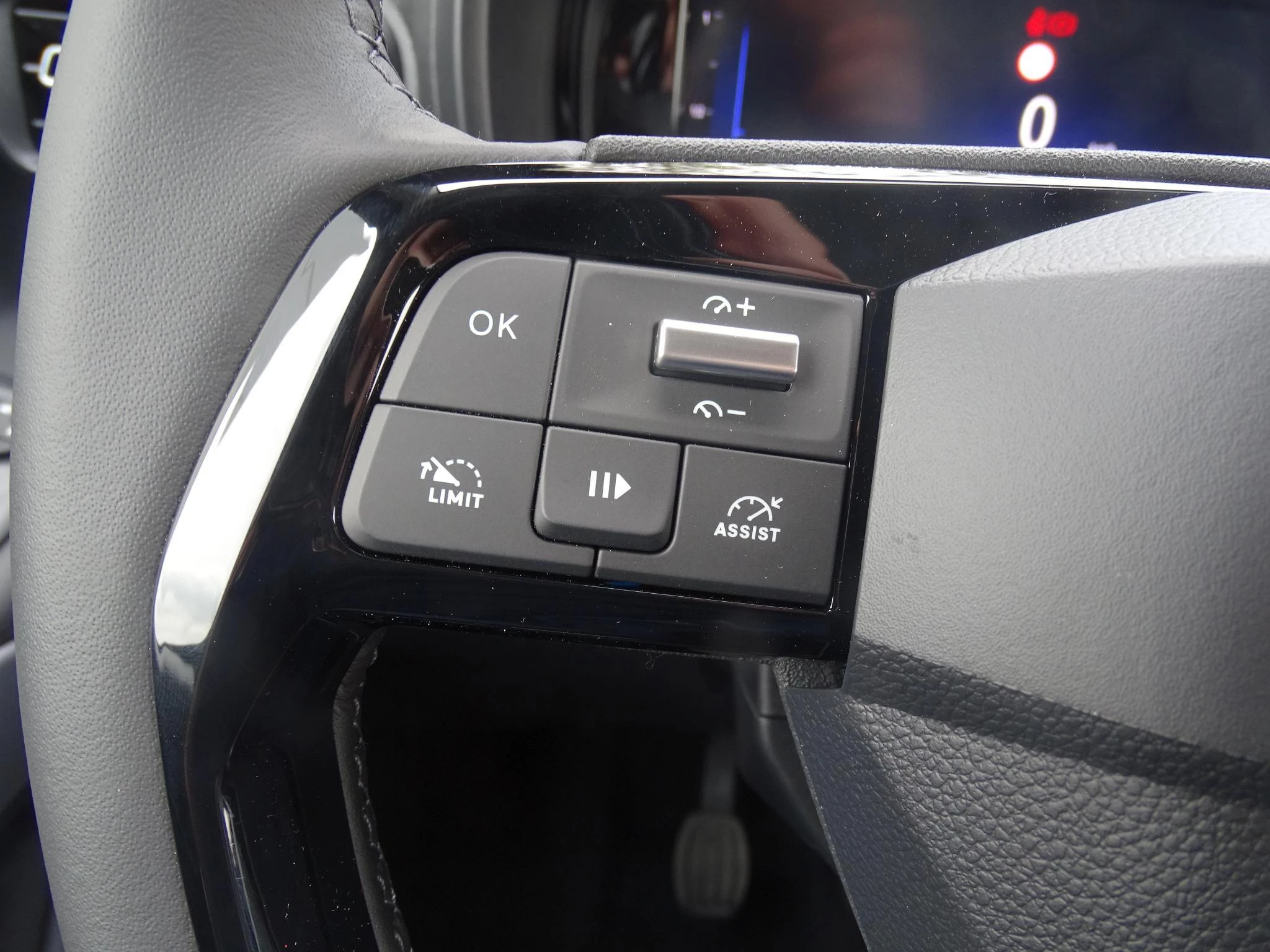 Opel Combo Life 1.2T Edition+gps+camera+park pilot achteraan
